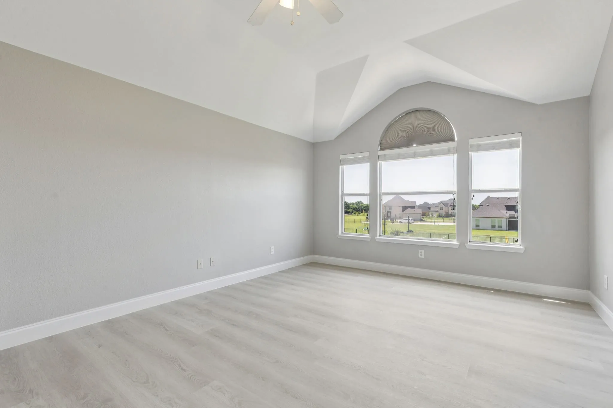Single Family Residence For Rent in Collin County , 1514 Summerside Drive, Allen, Texas 75002, 5 Bedroom, 3 Bathroom, 2 Garage spaces, 2,986 Sqft, built in 2000, mls#21382600, Real Estate Agent in Allen, Homes For Rent in Collin county, Homes For Rent in Allen, Realtor in Allen Texas, Real Estate Brokerage Independent Realty Texas, Luminita Cordes Realtor