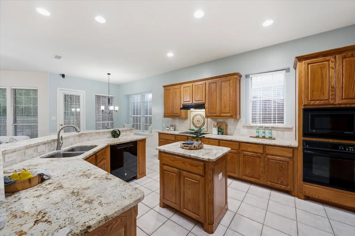 Single Family Residence For Sale in Tarrant County , 2504 Mallard Court, Keller, Texas 76248, 3 Bedroom, 2 Bathroom, 2 Garage spaces, 2,268 Sqft, built in 1999, mls#21382050, Real Estate Agent in Keller, Homes For Sale in Tarrant county, Homes For Sale in Keller, Realtor in Keller Texas, Real Estate Brokerage Independent Realty Texas, Luminita Cordes Realtor