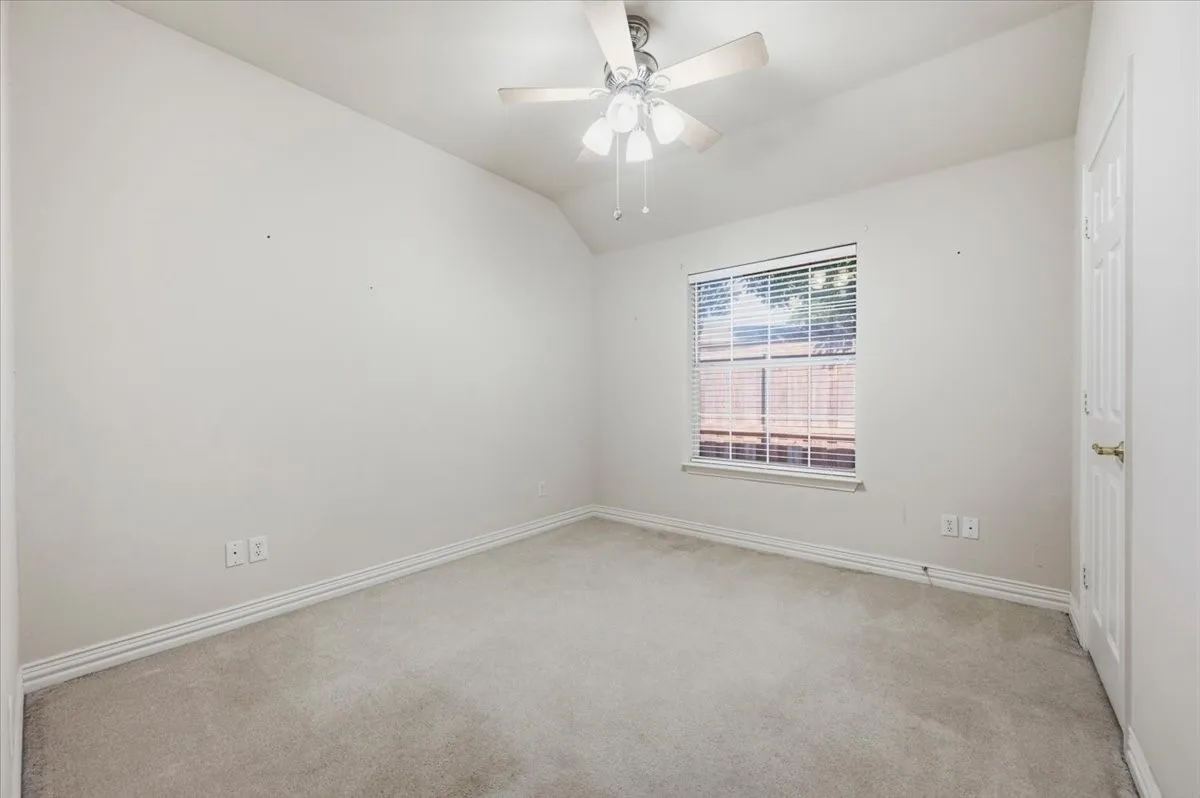 Single Family Residence For Sale in Tarrant County , 2504 Mallard Court, Keller, Texas 76248, 3 Bedroom, 2 Bathroom, 2 Garage spaces, 2,268 Sqft, built in 1999, mls#21382050, Real Estate Agent in Keller, Homes For Sale in Tarrant county, Homes For Sale in Keller, Realtor in Keller Texas, Real Estate Brokerage Independent Realty Texas, Luminita Cordes Realtor