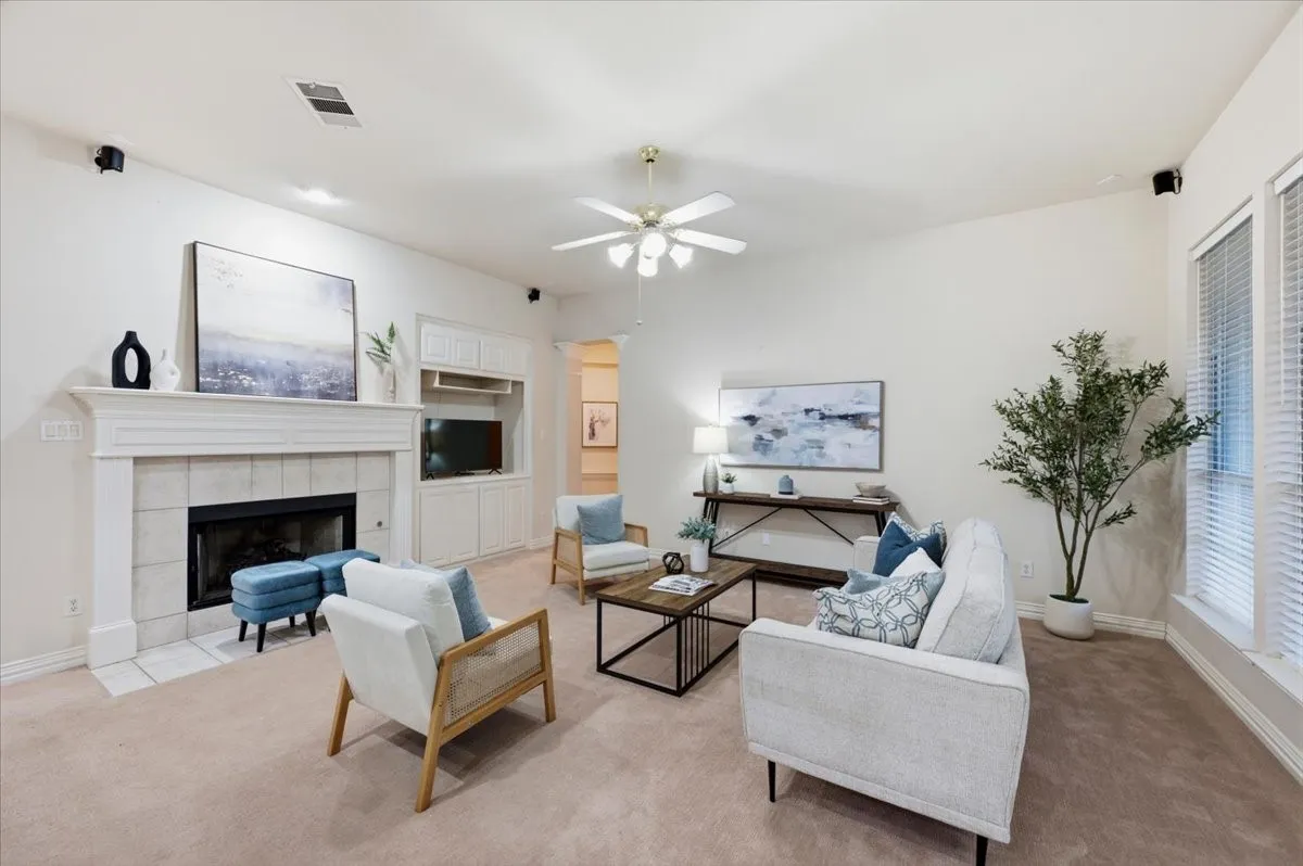 Single Family Residence For Sale in Tarrant County , 2504 Mallard Court, Keller, Texas 76248, 3 Bedroom, 2 Bathroom, 2 Garage spaces, 2,268 Sqft, built in 1999, mls#21382050, Real Estate Agent in Keller, Homes For Sale in Tarrant county, Homes For Sale in Keller, Realtor in Keller Texas, Real Estate Brokerage Independent Realty Texas, Luminita Cordes Realtor