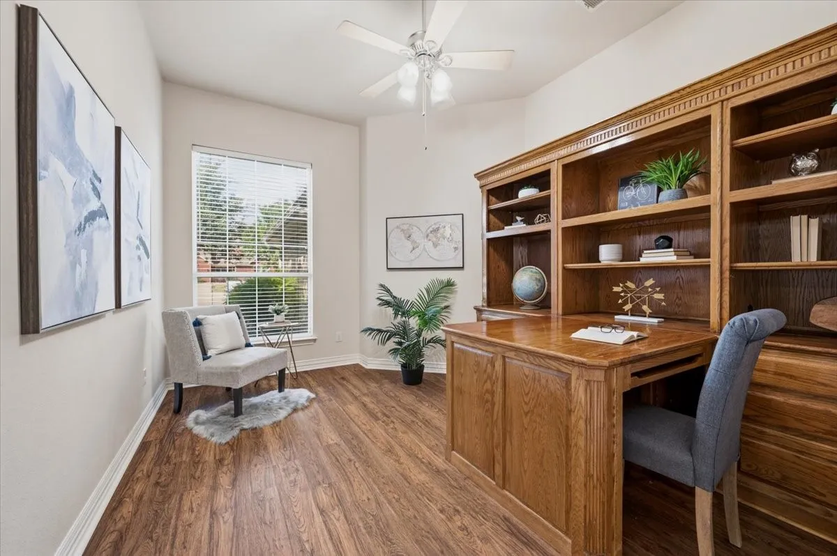 Single Family Residence For Sale in Tarrant County , 2504 Mallard Court, Keller, Texas 76248, 3 Bedroom, 2 Bathroom, 2 Garage spaces, 2,268 Sqft, built in 1999, mls#21382050, Real Estate Agent in Keller, Homes For Sale in Tarrant county, Homes For Sale in Keller, Realtor in Keller Texas, Real Estate Brokerage Independent Realty Texas, Luminita Cordes Realtor
