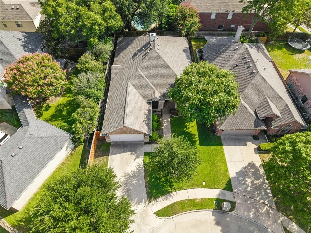 Single Family Residence For Sale in Tarrant County , 2504 Mallard Court, Keller, Texas 76248, 3 Bedroom, 2 Bathroom, 2 Garage spaces, 2,268 Sqft, built in 1999, mls#21382050, Real Estate Agent in Keller, Homes For Sale in Tarrant county, Homes For Sale in Keller, Realtor in Keller Texas, Real Estate Brokerage Independent Realty Texas, Luminita Cordes Realtor