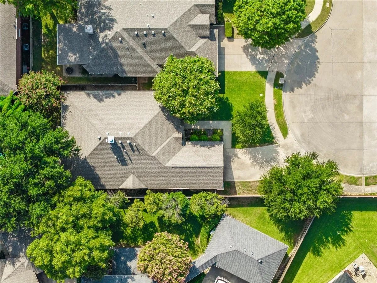 Single Family Residence For Sale in Tarrant County , 2504 Mallard Court, Keller, Texas 76248, 3 Bedroom, 2 Bathroom, 2 Garage spaces, 2,268 Sqft, built in 1999, mls#21382050, Real Estate Agent in Keller, Homes For Sale in Tarrant county, Homes For Sale in Keller, Realtor in Keller Texas, Real Estate Brokerage Independent Realty Texas, Luminita Cordes Realtor