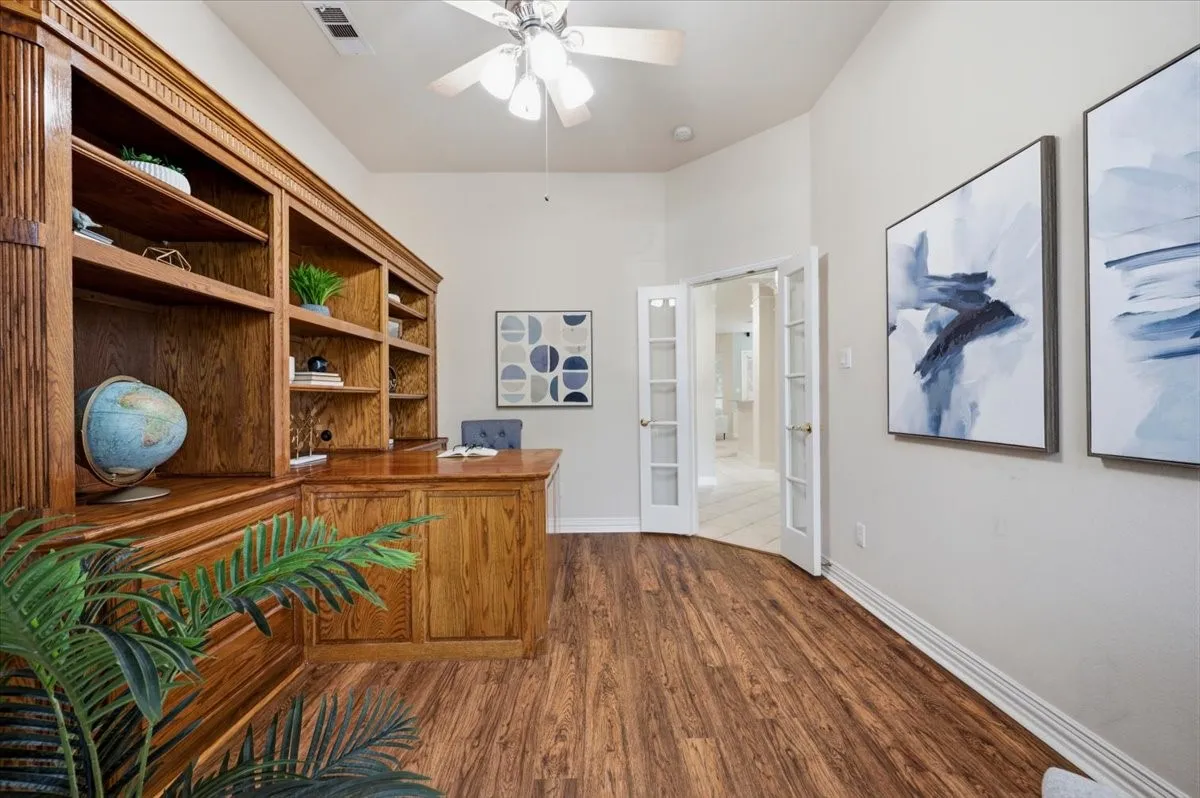 Single Family Residence For Sale in Tarrant County , 2504 Mallard Court, Keller, Texas 76248, 3 Bedroom, 2 Bathroom, 2 Garage spaces, 2,268 Sqft, built in 1999, mls#21382050, Real Estate Agent in Keller, Homes For Sale in Tarrant county, Homes For Sale in Keller, Realtor in Keller Texas, Real Estate Brokerage Independent Realty Texas, Luminita Cordes Realtor