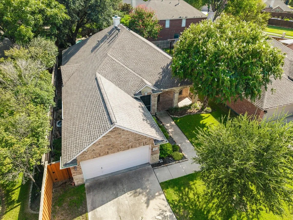 Single Family Residence For Sale in Tarrant County , 2504 Mallard Court, Keller, Texas 76248, 3 Bedroom, 2 Bathroom, 2 Garage spaces, 2,268 Sqft, built in 1999, mls#21382050, Real Estate Agent in Keller, Homes For Sale in Tarrant county, Homes For Sale in Keller, Realtor in Keller Texas, Real Estate Brokerage Independent Realty Texas, Luminita Cordes Realtor