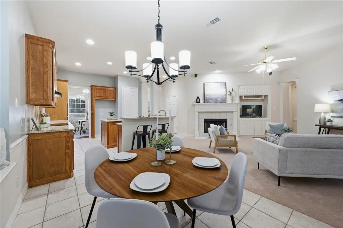 Single Family Residence For Sale in Tarrant County , 2504 Mallard Court, Keller, Texas 76248, 3 Bedroom, 2 Bathroom, 2 Garage spaces, 2,268 Sqft, built in 1999, mls#21382050, Real Estate Agent in Keller, Homes For Sale in Tarrant county, Homes For Sale in Keller, Realtor in Keller Texas, Real Estate Brokerage Independent Realty Texas, Luminita Cordes Realtor