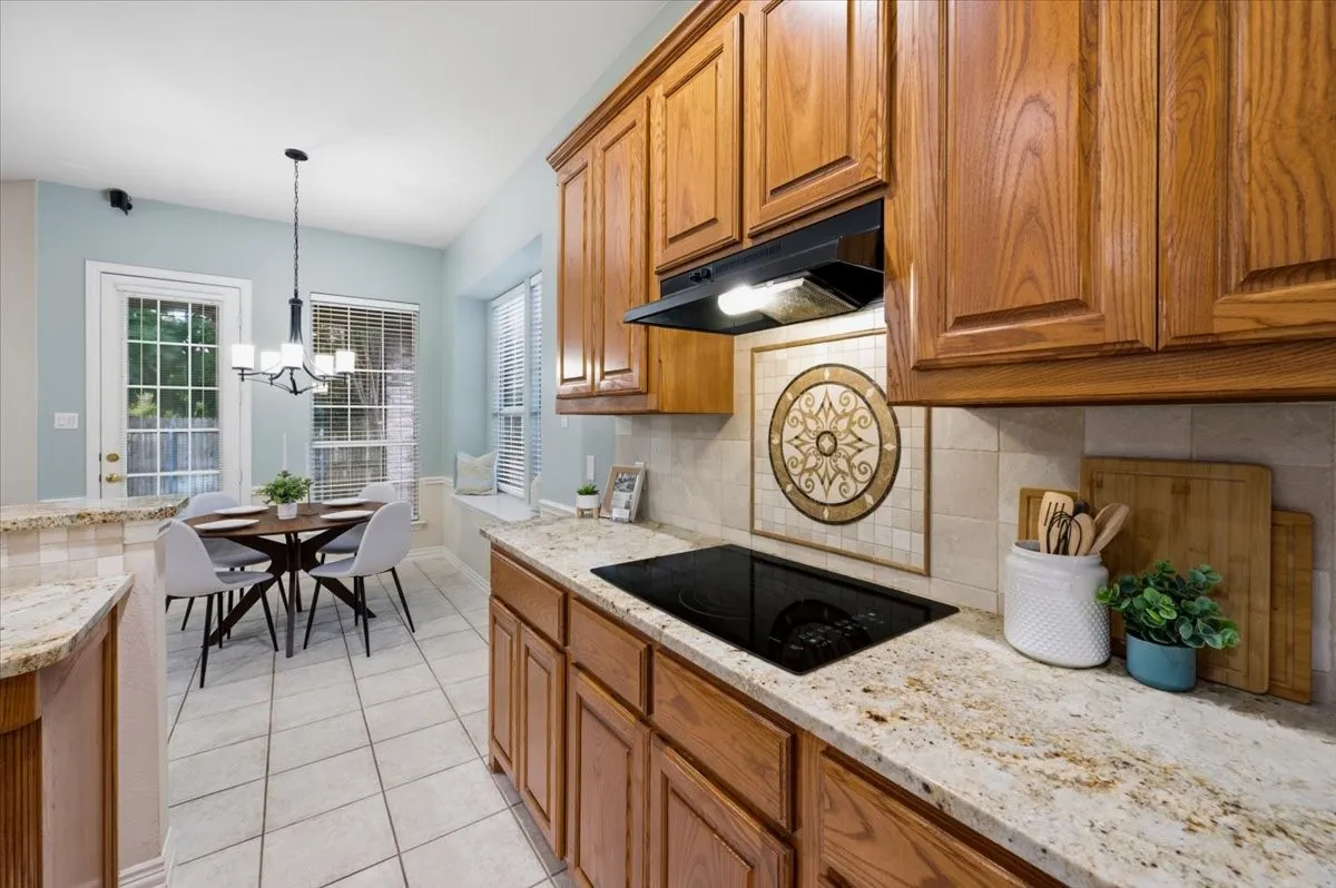 Single Family Residence For Sale in Tarrant County , 2504 Mallard Court, Keller, Texas 76248, 3 Bedroom, 2 Bathroom, 2 Garage spaces, 2,268 Sqft, built in 1999, mls#21382050, Real Estate Agent in Keller, Homes For Sale in Tarrant county, Homes For Sale in Keller, Realtor in Keller Texas, Real Estate Brokerage Independent Realty Texas, Luminita Cordes Realtor