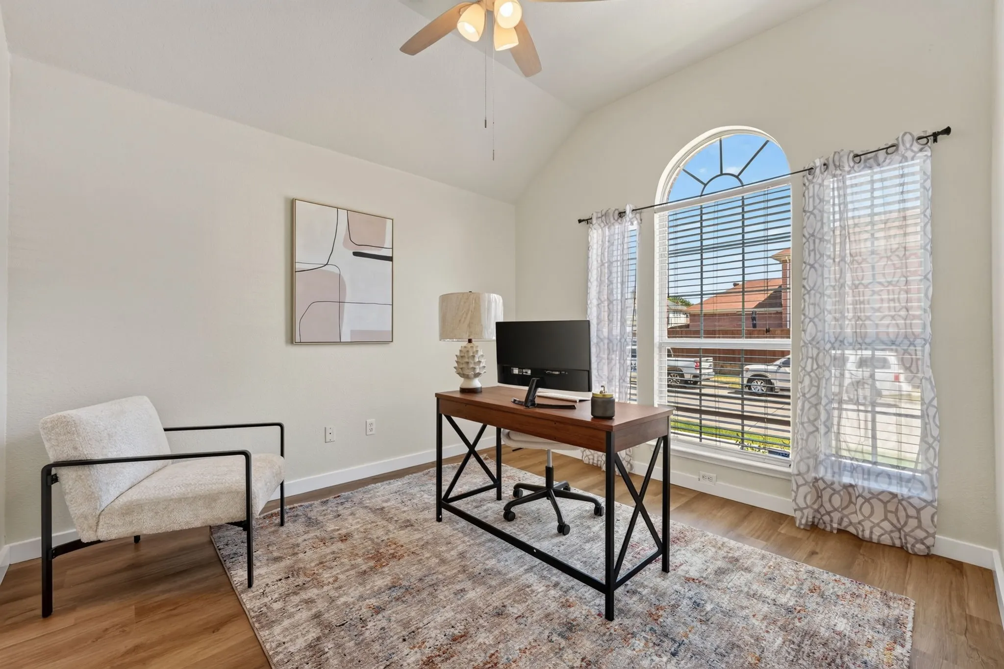Single Family Residence For Sale in Denton County , 6105 Cheyenne Drive, The Colony, Texas 75056, 3 Bedroom, 2 Bathroom, 2 Garage spaces, 1,631 Sqft, built in 2002, mls#21382622, Real Estate Agent in The Colony, Homes For Sale in Denton county, Homes For Sale in The Colony, Realtor in The Colony Texas, Real Estate Brokerage Independent Realty Texas, Luminita Cordes Realtor