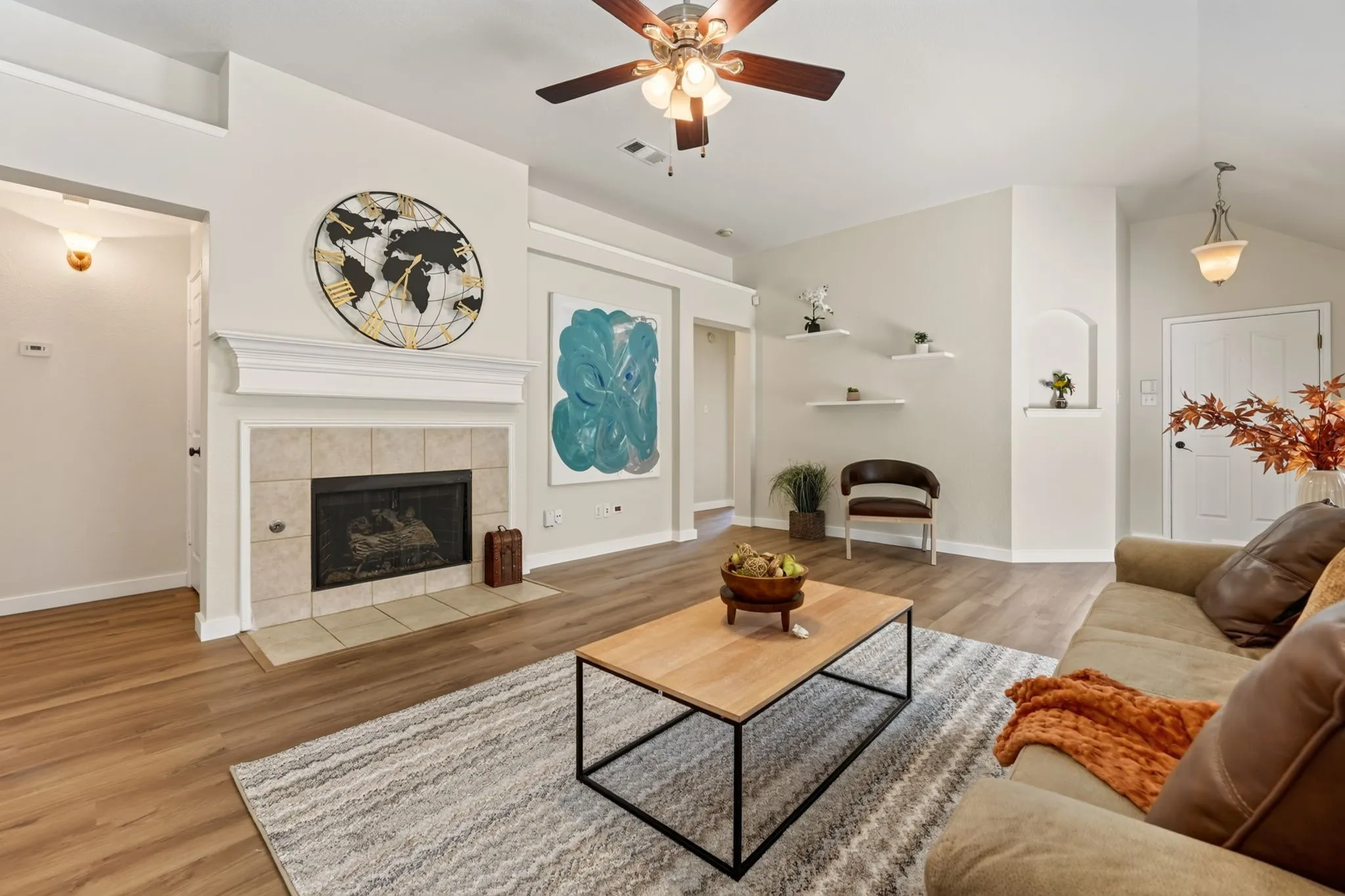 Single Family Residence For Sale in Denton County , 6105 Cheyenne Drive, The Colony, Texas 75056, 3 Bedroom, 2 Bathroom, 2 Garage spaces, 1,631 Sqft, built in 2002, mls#21382622, Real Estate Agent in The Colony, Homes For Sale in Denton county, Homes For Sale in The Colony, Realtor in The Colony Texas, Real Estate Brokerage Independent Realty Texas, Luminita Cordes Realtor