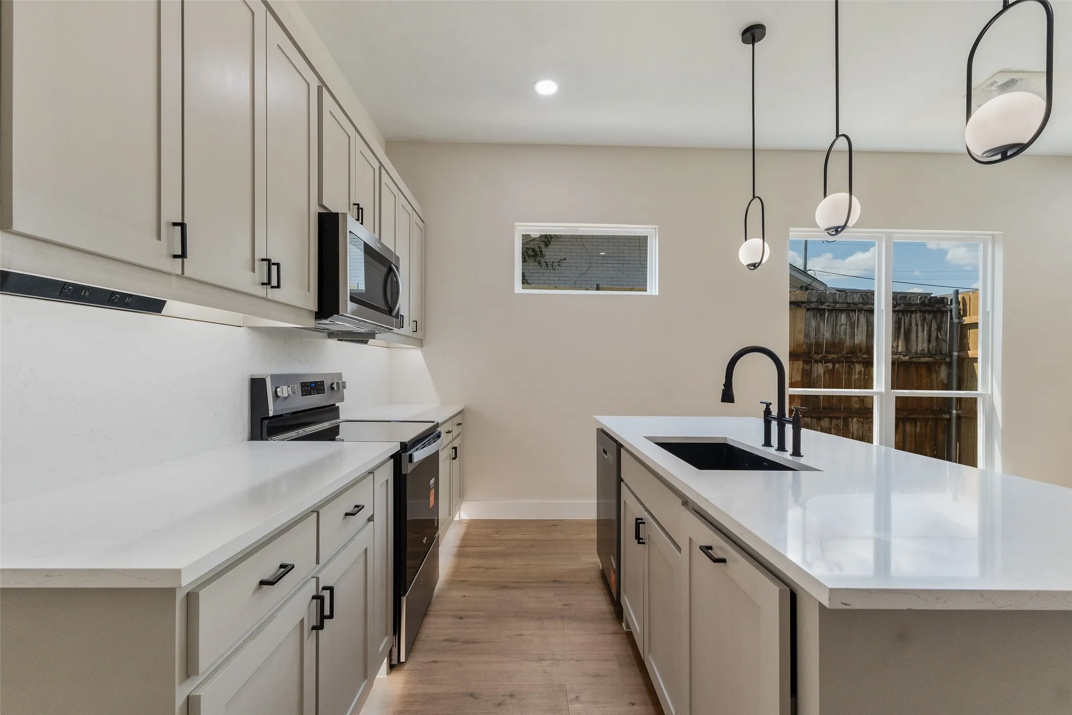 Single Family Residence For Sale in Dallas County , 2816 Marburg Street, Dallas, Texas 75215, 3 Bedroom, 2 Bathroom, 1 Garage spaces, 1,400 Sqft, built in 2026, mls#21382219, Real Estate Agent in Dallas, Homes For Sale in Dallas county, Homes For Sale in Dallas, Realtor in Dallas Texas, Real Estate Brokerage Independent Realty Texas, Luminita Cordes Realtor