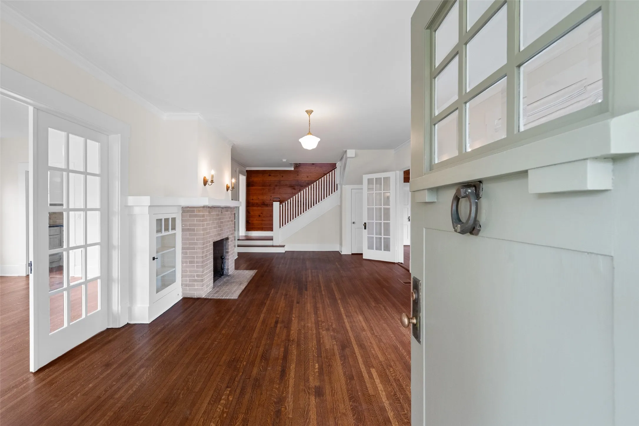 Single Family Residence For Rent in Navarro County , 1106 W 4th Avenue, Corsicana, Texas 75110, 4 Bedroom, 2 Bathroom, Garage spaces, 2,520 Sqft, built in 1923, mls#21382596, Real Estate Agent in Corsicana, Homes For Rent in Navarro county, Homes For Rent in Corsicana, Realtor in Corsicana Texas, Real Estate Brokerage Independent Realty Texas, Luminita Cordes Realtor