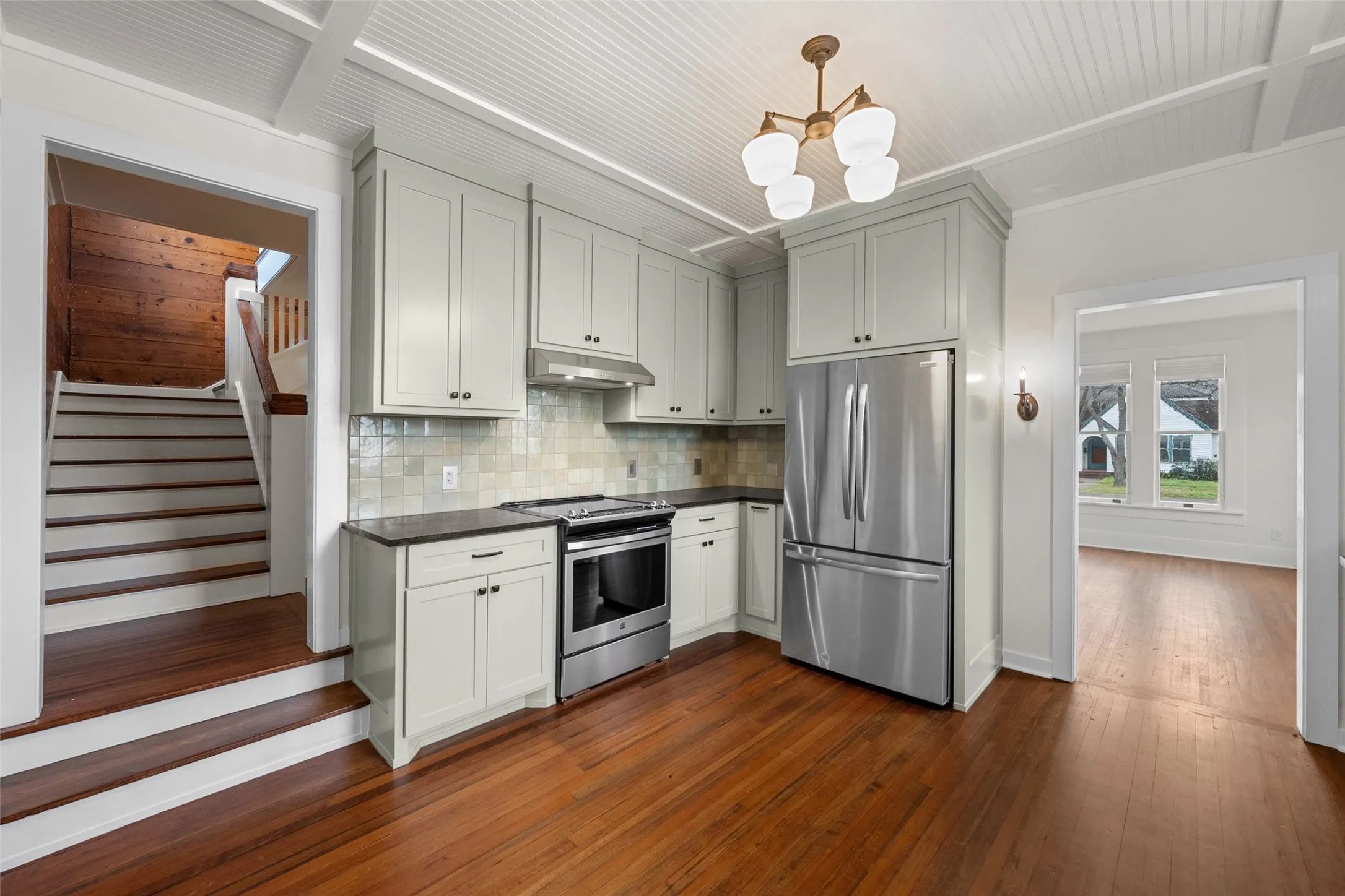 Single Family Residence For Rent in Navarro County , 1106 W 4th Avenue, Corsicana, Texas 75110, 4 Bedroom, 2 Bathroom, Garage spaces, 2,520 Sqft, built in 1923, mls#21382596, Real Estate Agent in Corsicana, Homes For Rent in Navarro county, Homes For Rent in Corsicana, Realtor in Corsicana Texas, Real Estate Brokerage Independent Realty Texas, Luminita Cordes Realtor