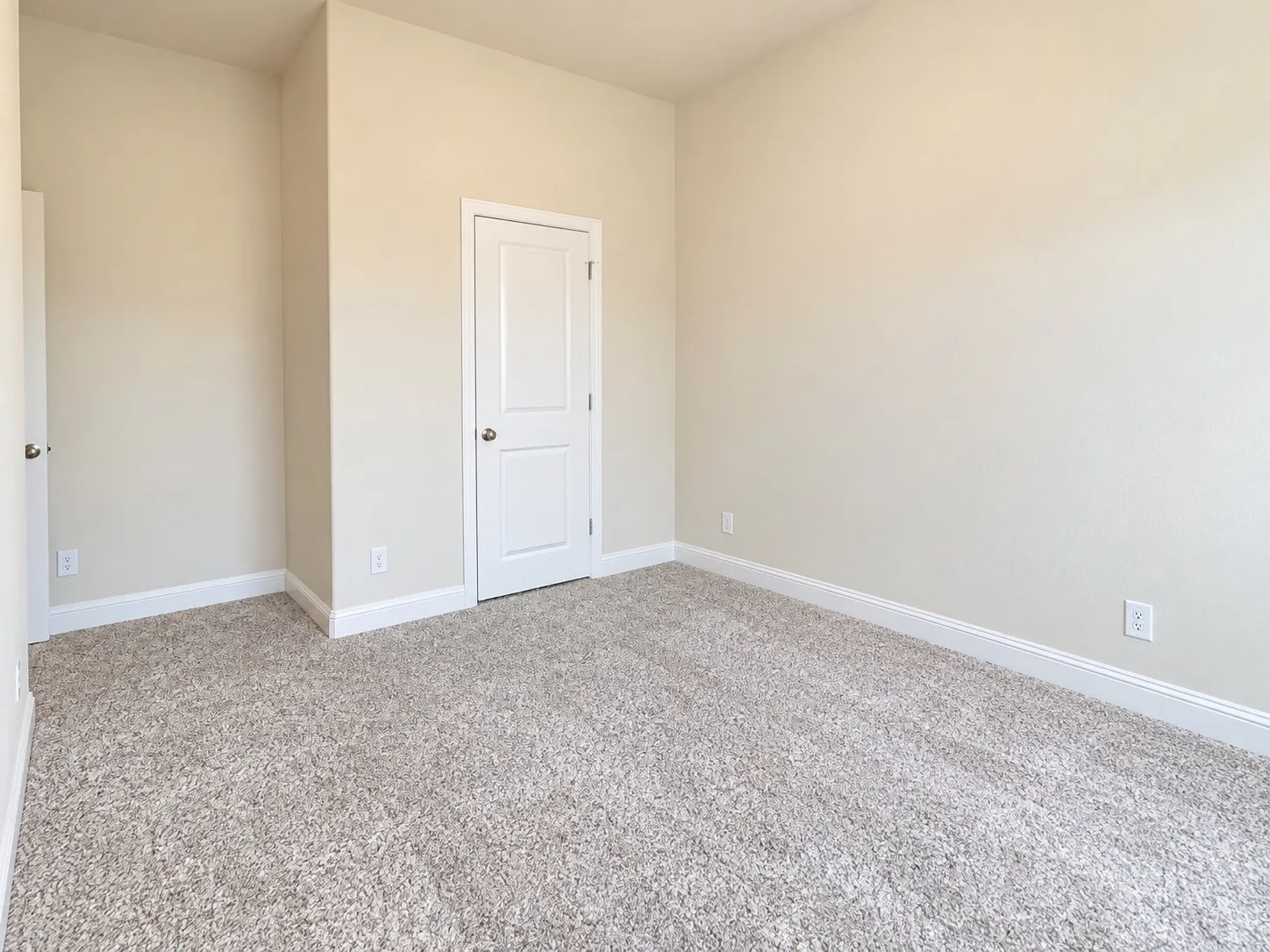 Single Family Residence For Sale in Collin County , 405 Hoot Owl Hill, Weston, Texas 75009, 4 Bedroom, 2 Bathroom, 2 Garage spaces, 2,178 Sqft, built in 2022, mls#21381354, Real Estate Agent in Weston, Homes For Sale in Collin county, Homes For Sale in Weston, Realtor in Weston Texas, Real Estate Brokerage Independent Realty Texas, Luminita Cordes Realtor