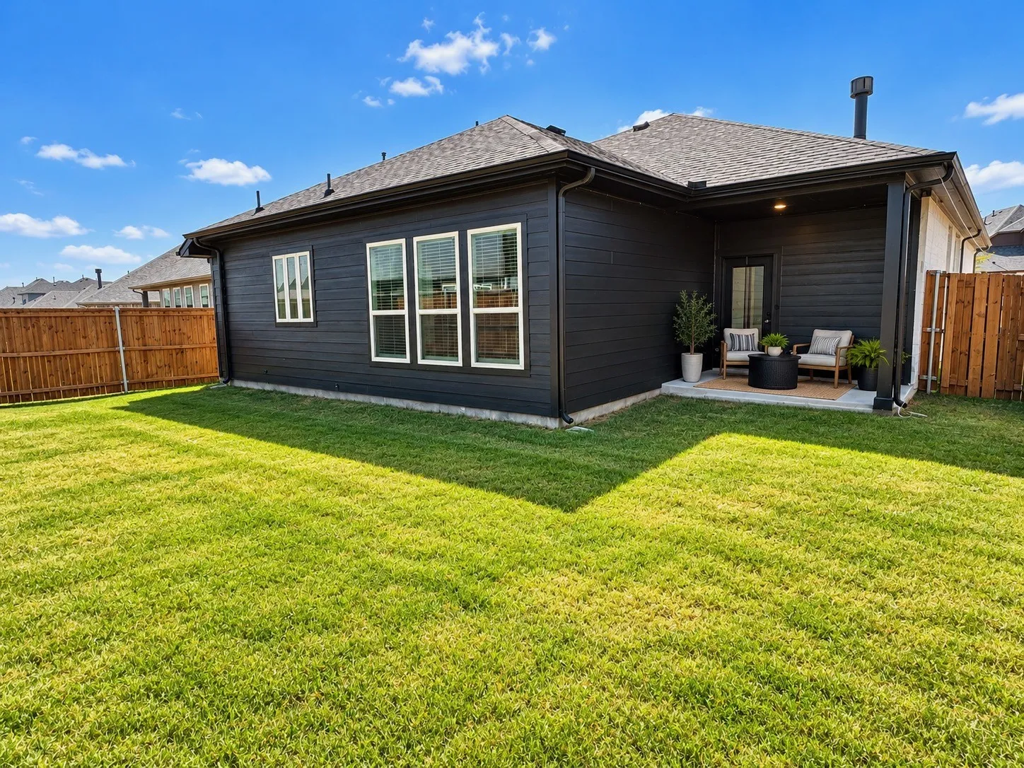 Single Family Residence For Sale in Collin County , 405 Hoot Owl Hill, Weston, Texas 75009, 4 Bedroom, 2 Bathroom, 2 Garage spaces, 2,178 Sqft, built in 2022, mls#21381354, Real Estate Agent in Weston, Homes For Sale in Collin county, Homes For Sale in Weston, Realtor in Weston Texas, Real Estate Brokerage Independent Realty Texas, Luminita Cordes Realtor