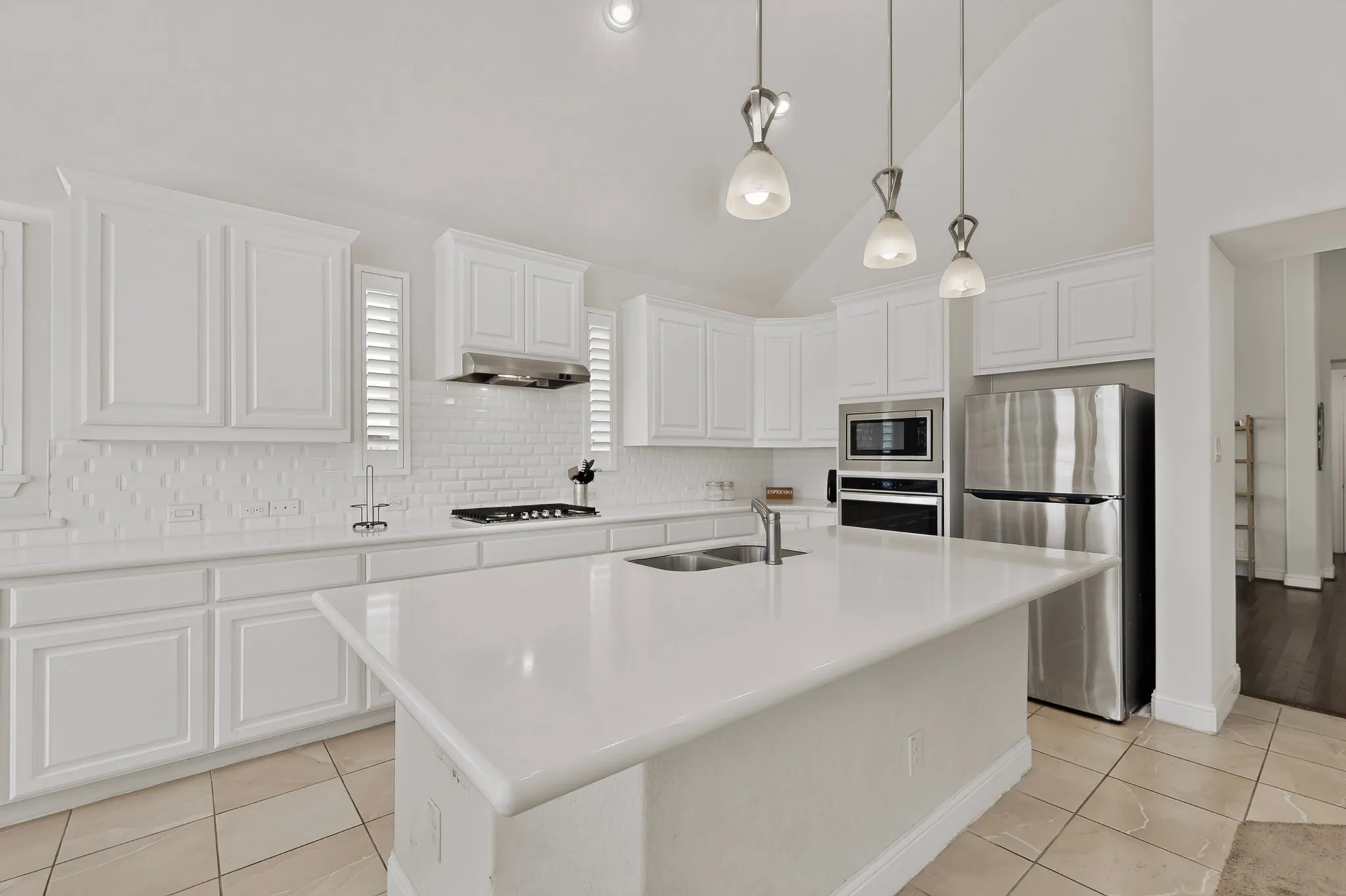 Single Family Residence For Sale in Tarrant County , 4717 Antebellum Lane, Mansfield, Texas 76063, 4 Bedroom, 3 Bathroom, 2 Garage spaces, 3,018 Sqft, built in 2021, mls#21382603, Real Estate Agent in Mansfield, Homes For Sale in Tarrant county, Homes For Sale in Mansfield, Realtor in Mansfield Texas, Real Estate Brokerage Independent Realty Texas, Luminita Cordes Realtor
