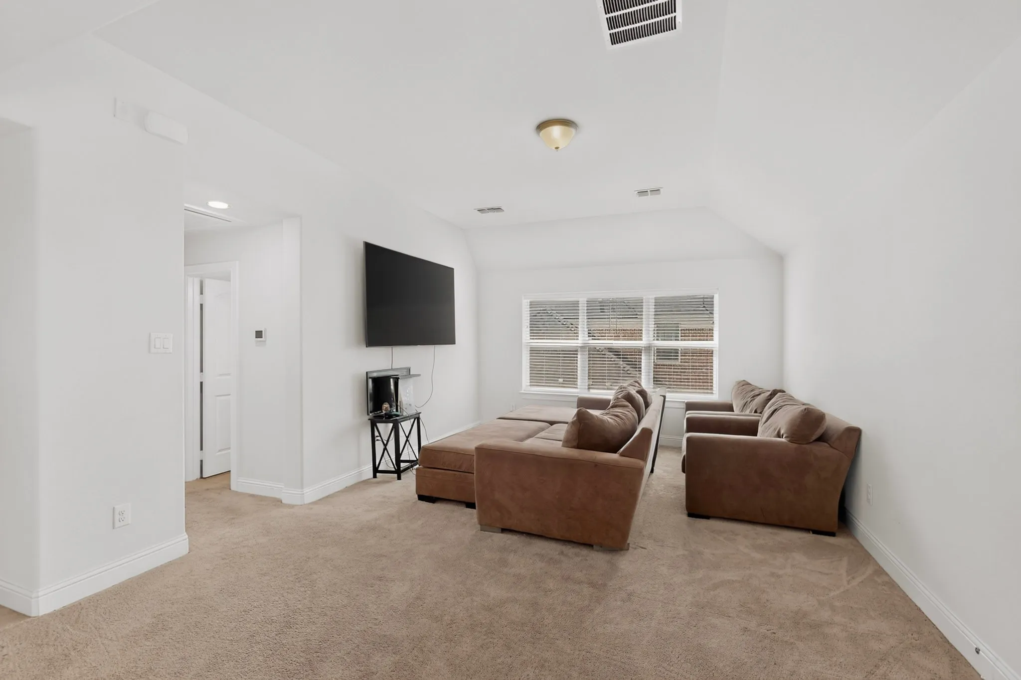 Single Family Residence For Sale in Tarrant County , 4717 Antebellum Lane, Mansfield, Texas 76063, 4 Bedroom, 3 Bathroom, 2 Garage spaces, 3,018 Sqft, built in 2021, mls#21382603, Real Estate Agent in Mansfield, Homes For Sale in Tarrant county, Homes For Sale in Mansfield, Realtor in Mansfield Texas, Real Estate Brokerage Independent Realty Texas, Luminita Cordes Realtor