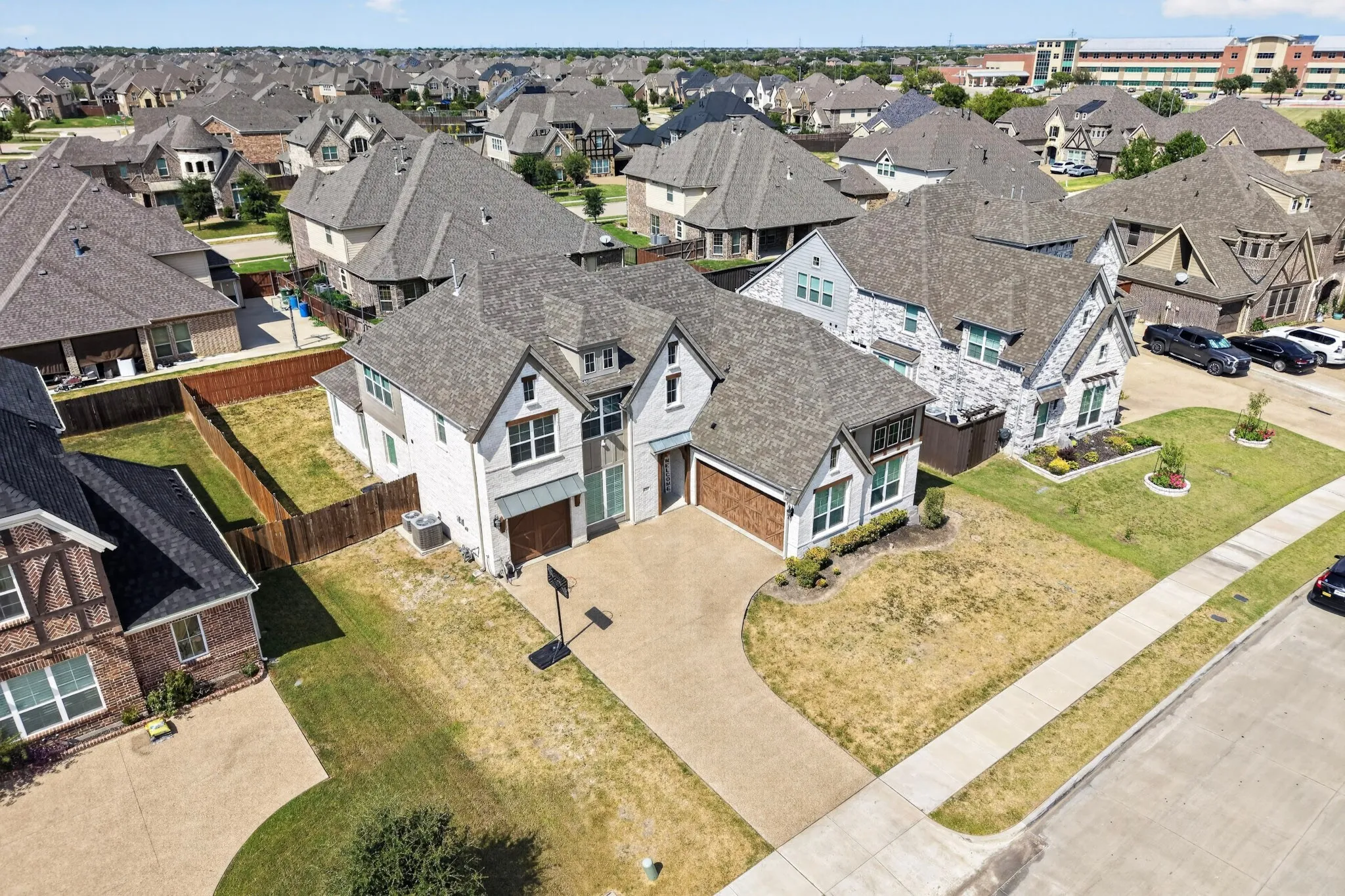 Single Family Residence For Sale in Tarrant County , 4717 Antebellum Lane, Mansfield, Texas 76063, 4 Bedroom, 3 Bathroom, 2 Garage spaces, 3,018 Sqft, built in 2021, mls#21382603, Real Estate Agent in Mansfield, Homes For Sale in Tarrant county, Homes For Sale in Mansfield, Realtor in Mansfield Texas, Real Estate Brokerage Independent Realty Texas, Luminita Cordes Realtor