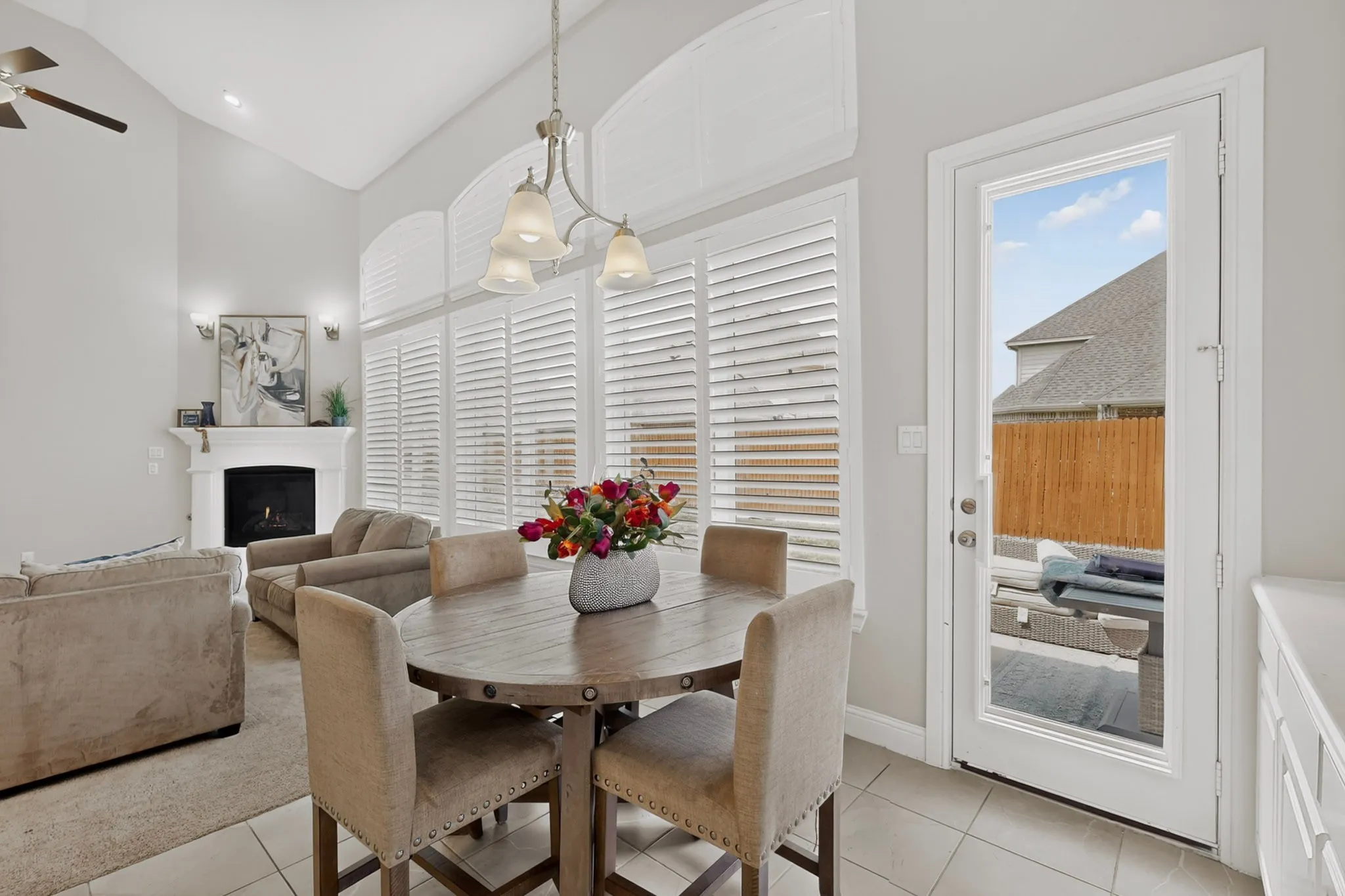 Single Family Residence For Sale in Tarrant County , 4717 Antebellum Lane, Mansfield, Texas 76063, 4 Bedroom, 3 Bathroom, 2 Garage spaces, 3,018 Sqft, built in 2021, mls#21382603, Real Estate Agent in Mansfield, Homes For Sale in Tarrant county, Homes For Sale in Mansfield, Realtor in Mansfield Texas, Real Estate Brokerage Independent Realty Texas, Luminita Cordes Realtor
