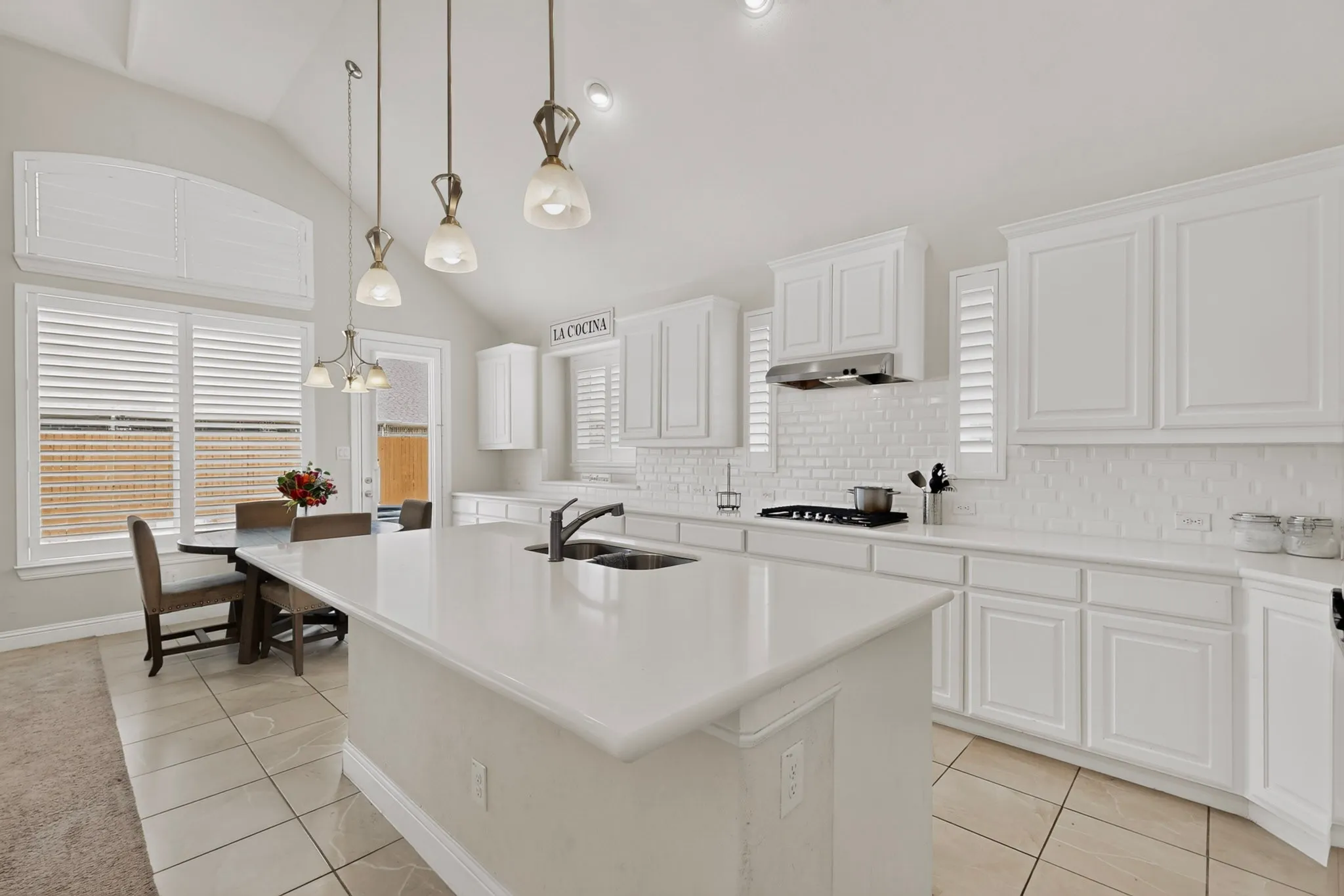 Single Family Residence For Sale in Tarrant County , 4717 Antebellum Lane, Mansfield, Texas 76063, 4 Bedroom, 3 Bathroom, 2 Garage spaces, 3,018 Sqft, built in 2021, mls#21382603, Real Estate Agent in Mansfield, Homes For Sale in Tarrant county, Homes For Sale in Mansfield, Realtor in Mansfield Texas, Real Estate Brokerage Independent Realty Texas, Luminita Cordes Realtor