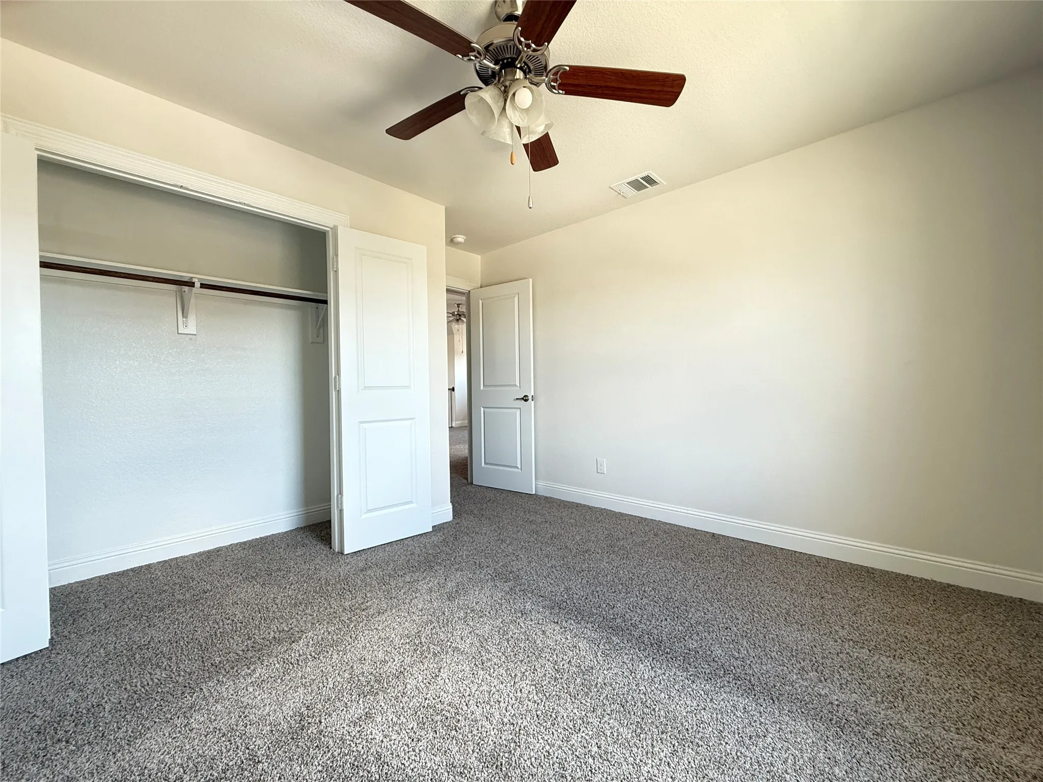 Single Family Residence For Rent in Kaufman County , 4238 Long Drive, Forney, Texas 75126, 4 Bedroom, 3 Bathroom, 2 Garage spaces, 2,312 Sqft, built in 2022, mls#21375562, Real Estate Agent in Forney, Homes For Rent in Kaufman county, Homes For Rent in Forney, Realtor in Forney Texas, Real Estate Brokerage Independent Realty Texas, Luminita Cordes Realtor