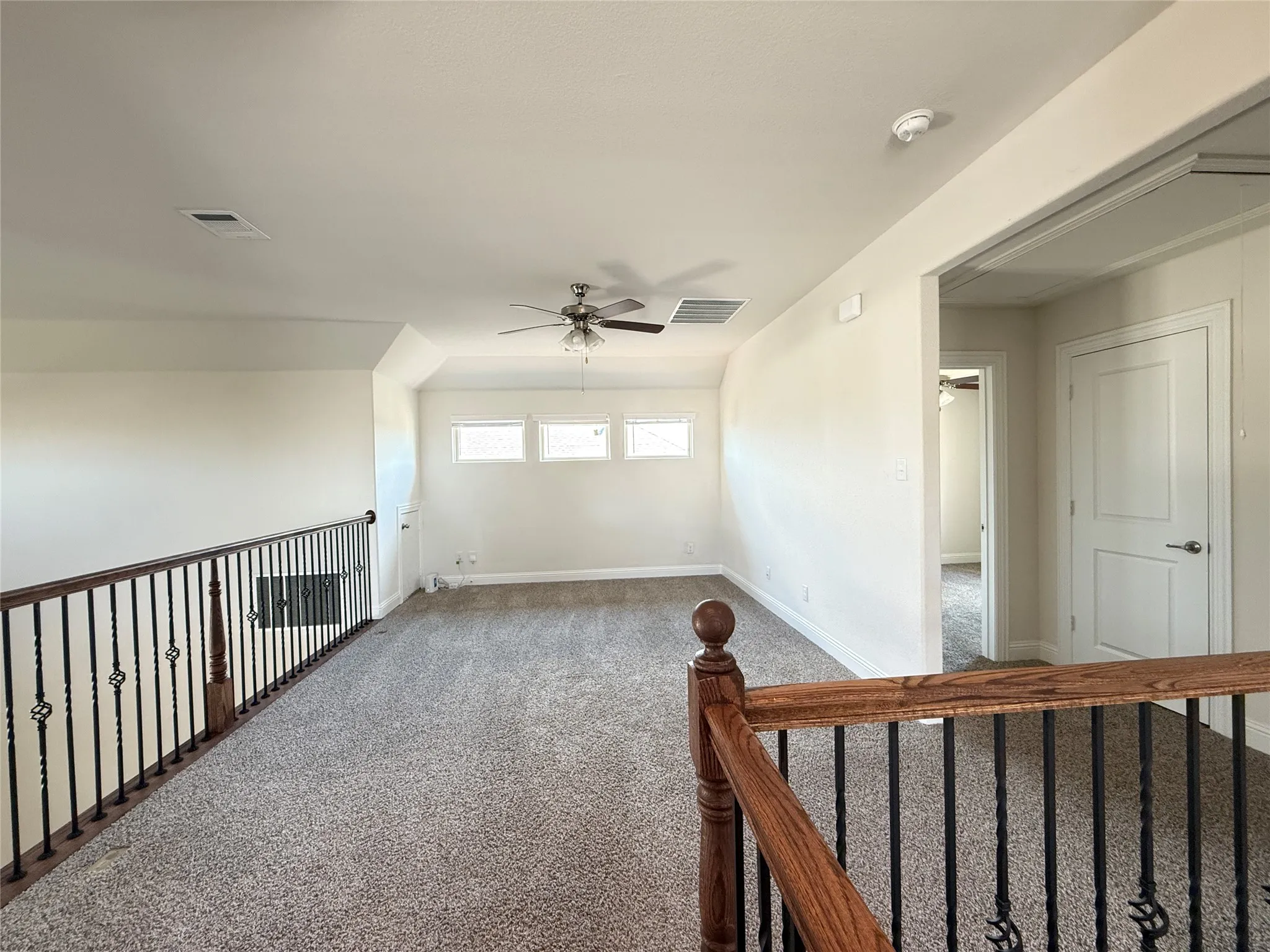 Single Family Residence For Rent in Kaufman County , 4238 Long Drive, Forney, Texas 75126, 4 Bedroom, 3 Bathroom, 2 Garage spaces, 2,312 Sqft, built in 2022, mls#21375562, Real Estate Agent in Forney, Homes For Rent in Kaufman county, Homes For Rent in Forney, Realtor in Forney Texas, Real Estate Brokerage Independent Realty Texas, Luminita Cordes Realtor