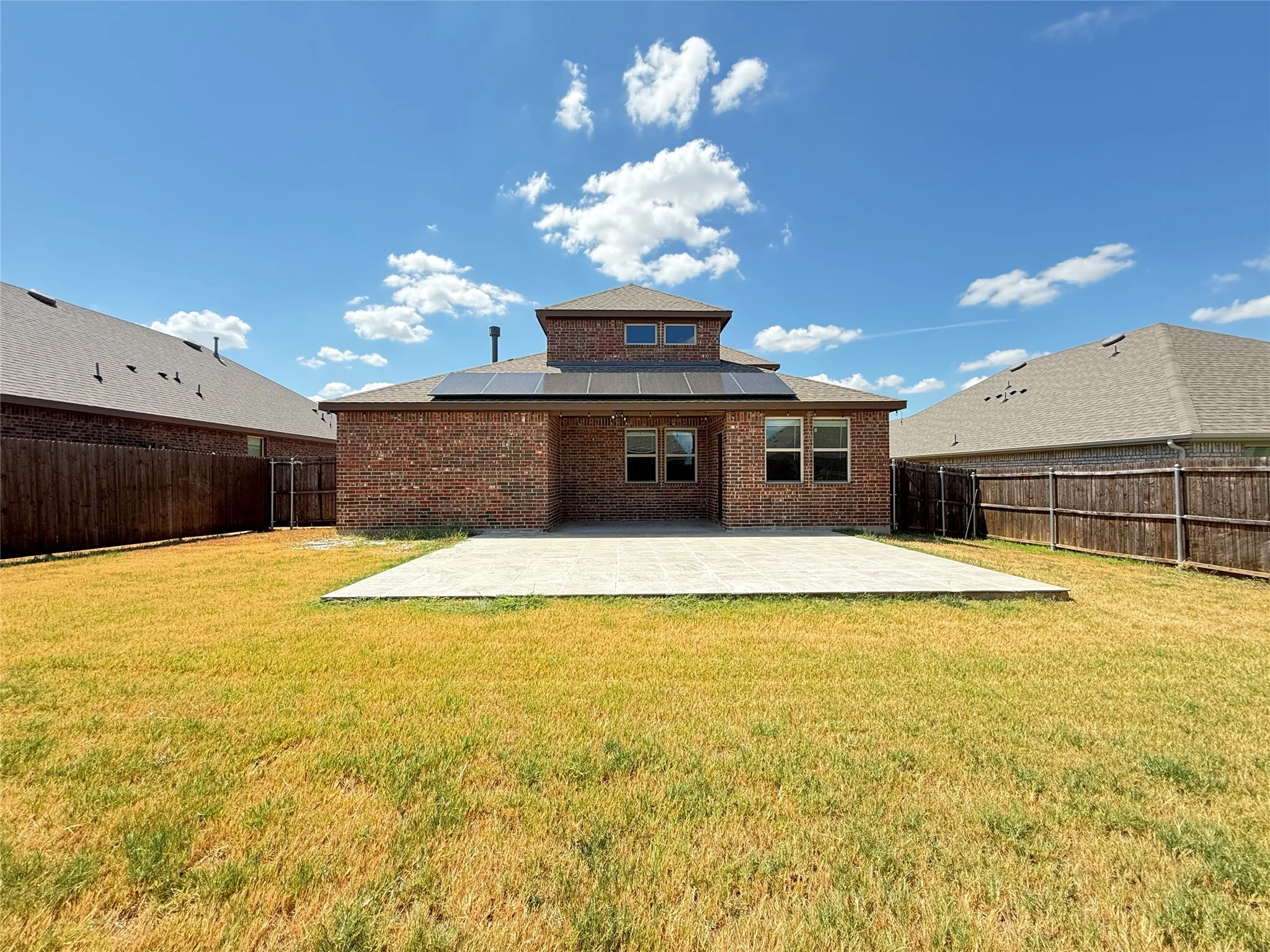 Single Family Residence For Rent in Kaufman County , 4238 Long Drive, Forney, Texas 75126, 4 Bedroom, 3 Bathroom, 2 Garage spaces, 2,312 Sqft, built in 2022, mls#21375562, Real Estate Agent in Forney, Homes For Rent in Kaufman county, Homes For Rent in Forney, Realtor in Forney Texas, Real Estate Brokerage Independent Realty Texas, Luminita Cordes Realtor