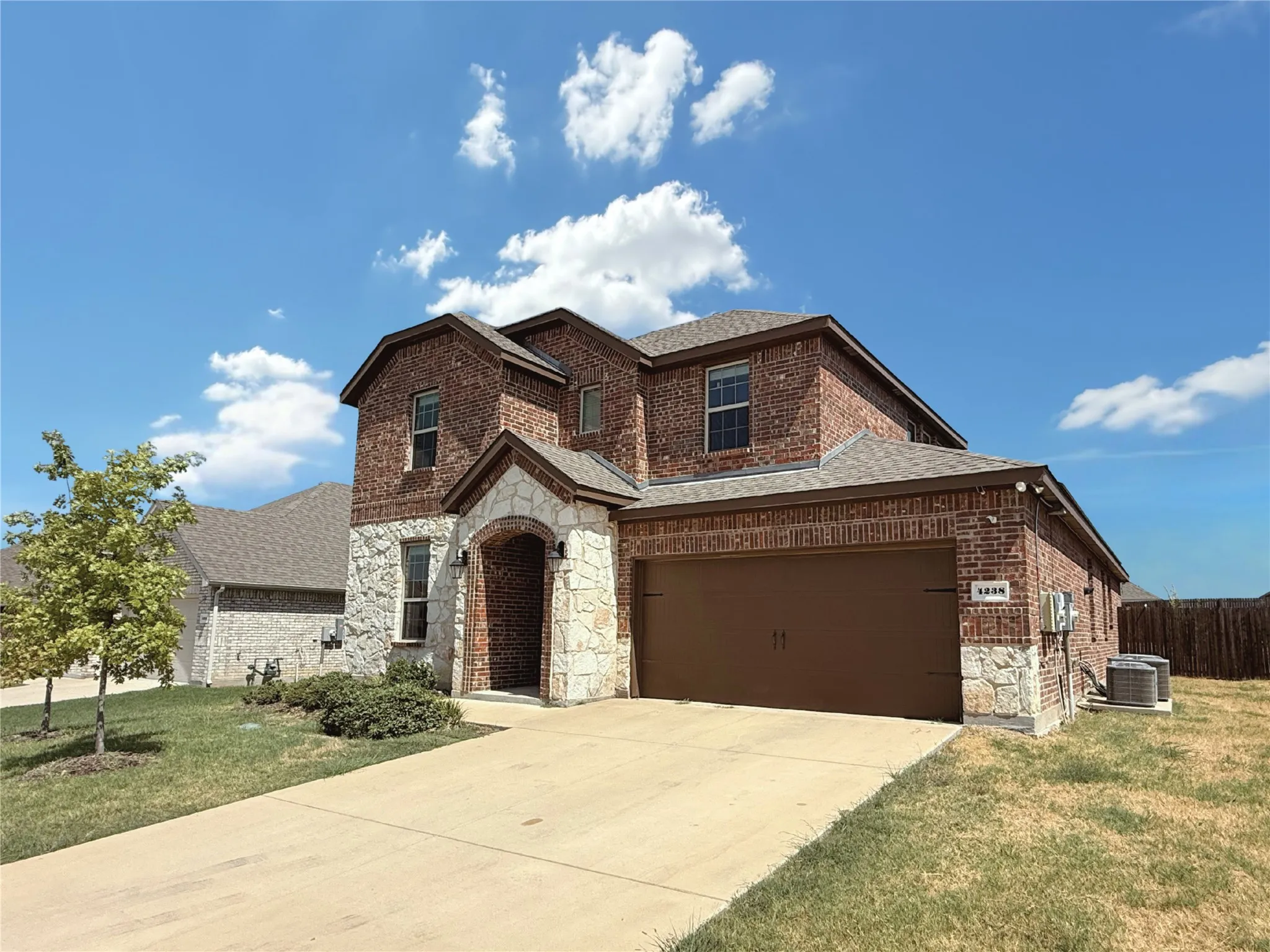 Single Family Residence For Rent in Kaufman County , 4238 Long Drive, Forney, Texas 75126, 4 Bedroom, 3 Bathroom, 2 Garage spaces, 2,312 Sqft, built in 2022, mls#21375562, Real Estate Agent in Forney, Homes For Rent in Kaufman county, Homes For Rent in Forney, Realtor in Forney Texas, Real Estate Brokerage Independent Realty Texas, Luminita Cordes Realtor