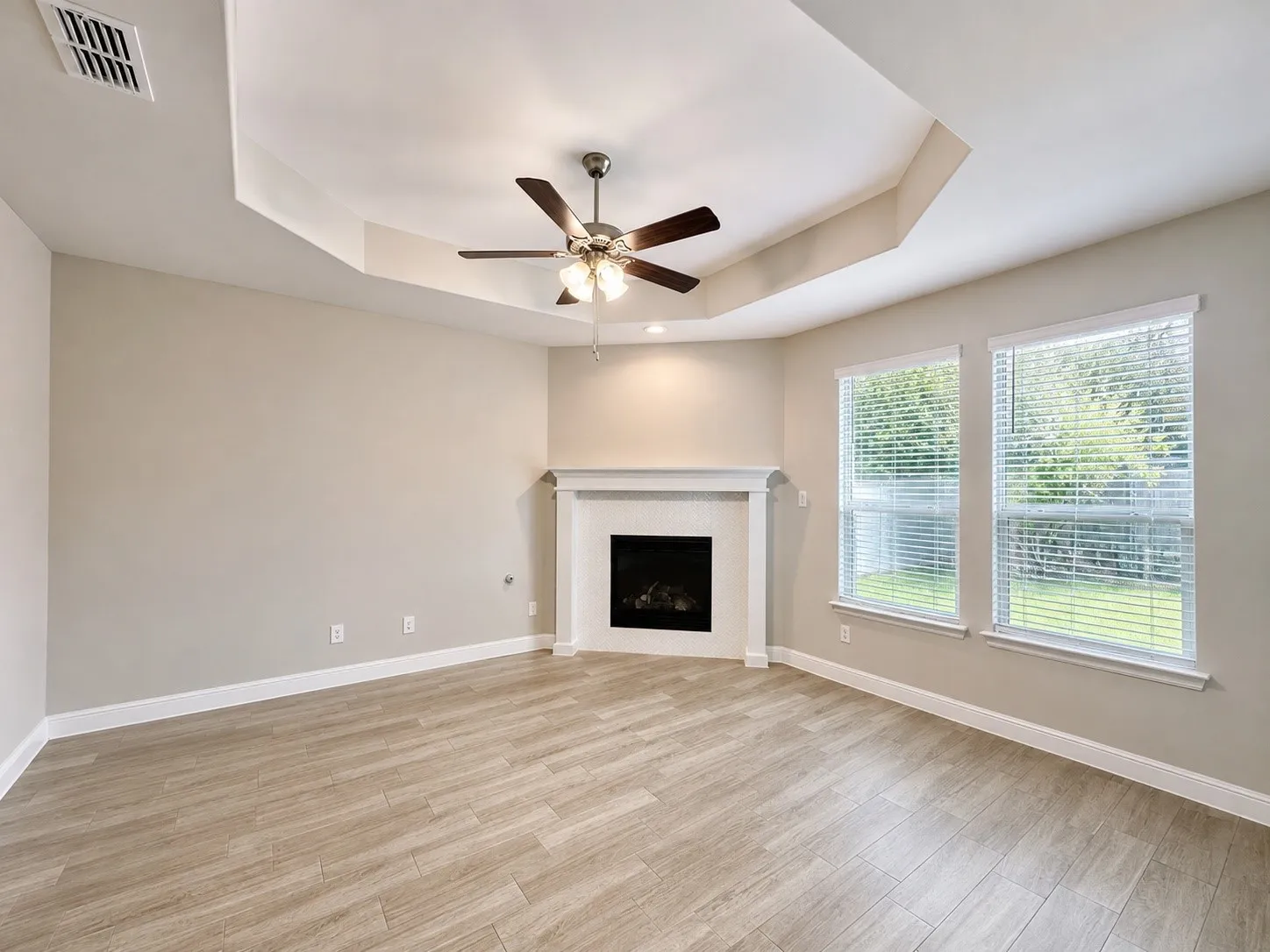 Single Family Residence For Rent in Denton County , 1308 Millerbird Way, Argyle, Texas 76226, 4 Bedroom, 2 Bathroom, 2 Garage spaces, 1,872 Sqft, built in 2021, mls#21382635, Real Estate Agent in Argyle, Homes For Rent in Denton county, Homes For Rent in Argyle, Realtor in Argyle Texas, Real Estate Brokerage Independent Realty Texas, Luminita Cordes Realtor