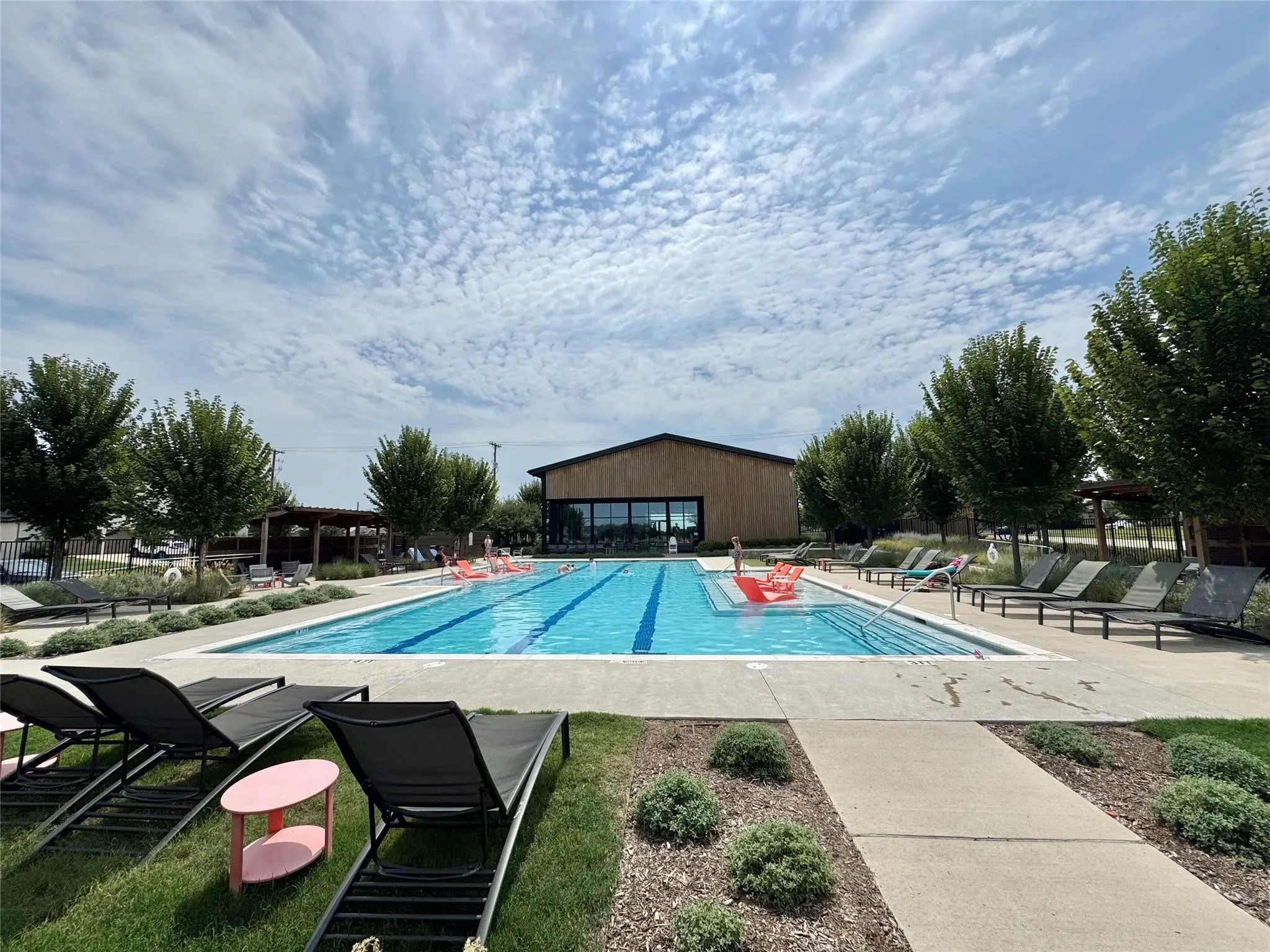 Single Family Residence For Rent in Denton County , 1308 Millerbird Way, Argyle, Texas 76226, 4 Bedroom, 2 Bathroom, 2 Garage spaces, 1,872 Sqft, built in 2021, mls#21382635, Real Estate Agent in Argyle, Homes For Rent in Denton county, Homes For Rent in Argyle, Realtor in Argyle Texas, Real Estate Brokerage Independent Realty Texas, Luminita Cordes Realtor