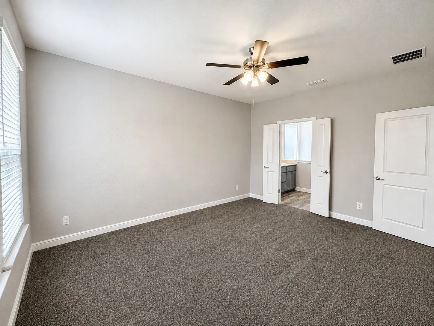 Single Family Residence For Rent in Denton County , 1308 Millerbird Way, Argyle, Texas 76226, 4 Bedroom, 2 Bathroom, 2 Garage spaces, 1,872 Sqft, built in 2021, mls#21382635, Real Estate Agent in Argyle, Homes For Rent in Denton county, Homes For Rent in Argyle, Realtor in Argyle Texas, Real Estate Brokerage Independent Realty Texas, Luminita Cordes Realtor
