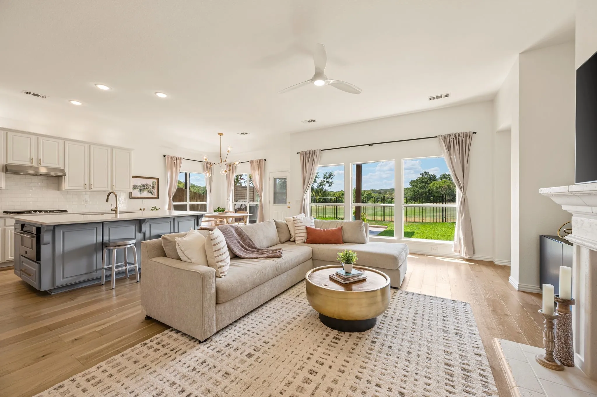 Notice the wall of windows overlooking the Fairway that provides so much natural light!