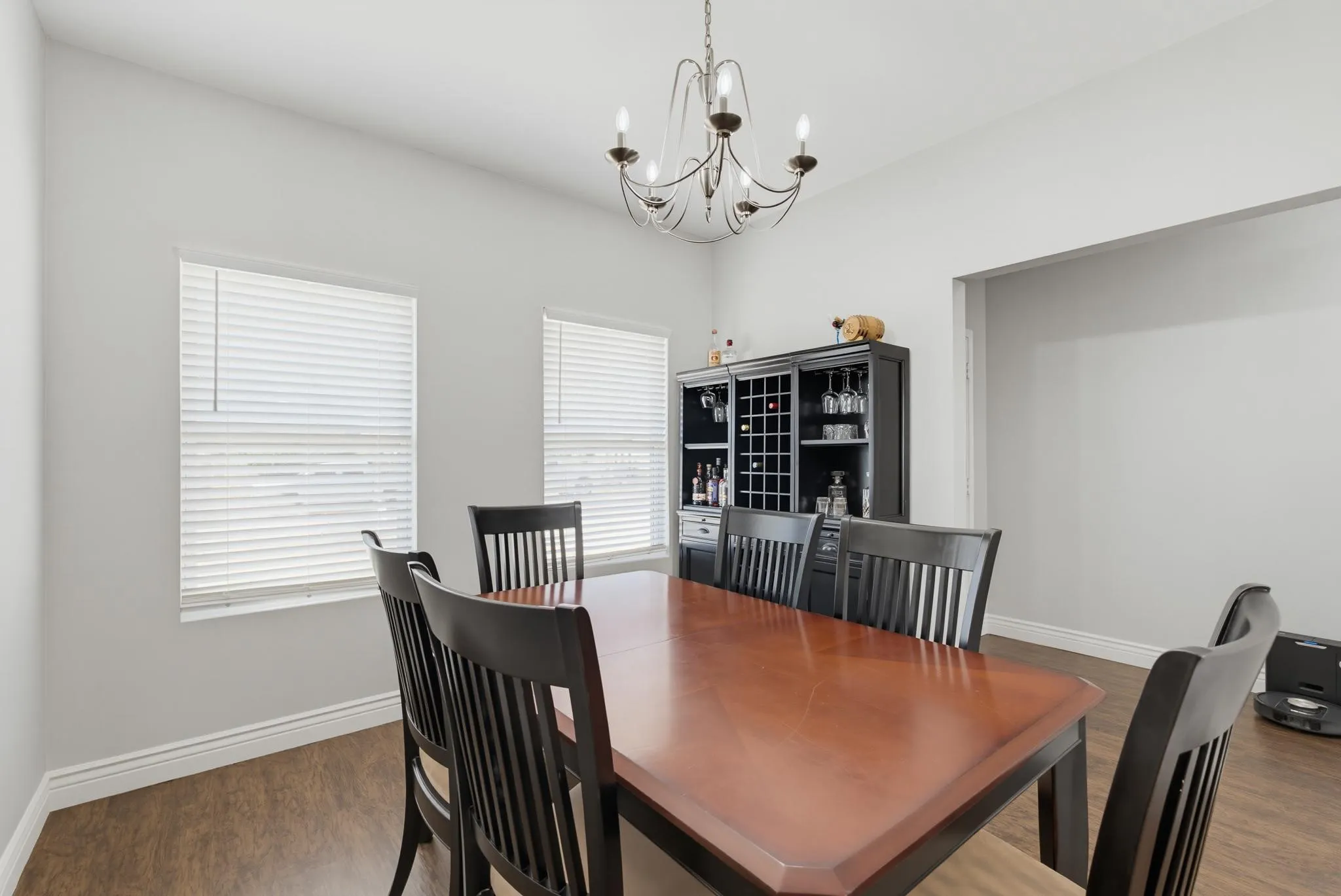 Single Family Residence For Sale in Taylor County , 1534 S 8th Street, Abilene, Texas 79602, 3 Bedroom, 2 Bathroom, 2 Garage spaces, 1,485 Sqft, built in 2008, mls#21382656, Real Estate Agent in Abilene, Homes For Sale in Taylor county, Homes For Sale in Abilene, Realtor in Abilene Texas, Real Estate Brokerage Independent Realty Texas, Luminita Cordes Realtor