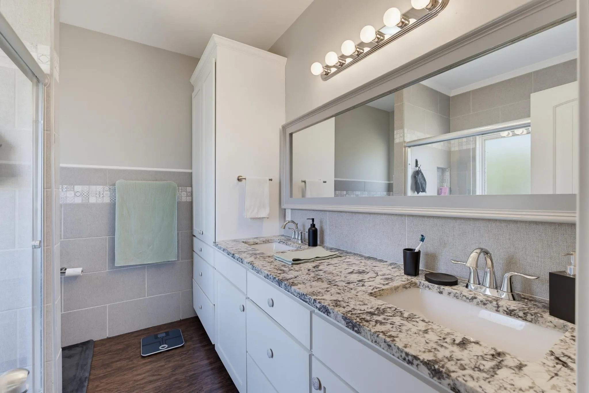 Single Family Residence For Sale in Taylor County , 1534 S 8th Street, Abilene, Texas 79602, 3 Bedroom, 2 Bathroom, 2 Garage spaces, 1,485 Sqft, built in 2008, mls#21382656, Real Estate Agent in Abilene, Homes For Sale in Taylor county, Homes For Sale in Abilene, Realtor in Abilene Texas, Real Estate Brokerage Independent Realty Texas, Luminita Cordes Realtor