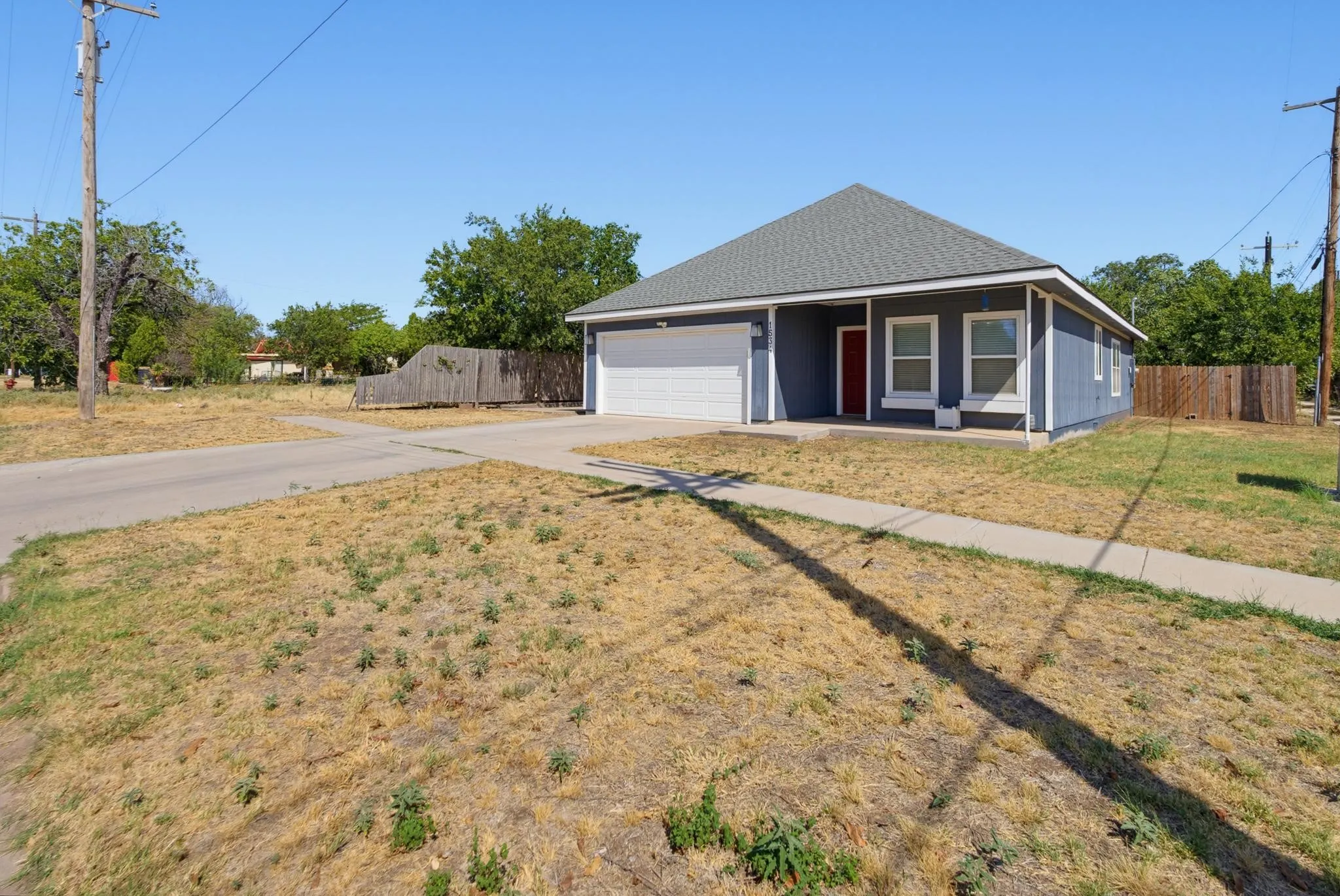 Single Family Residence For Sale in Taylor County , 1534 S 8th Street, Abilene, Texas 79602, 3 Bedroom, 2 Bathroom, 2 Garage spaces, 1,485 Sqft, built in 2008, mls#21382656, Real Estate Agent in Abilene, Homes For Sale in Taylor county, Homes For Sale in Abilene, Realtor in Abilene Texas, Real Estate Brokerage Independent Realty Texas, Luminita Cordes Realtor