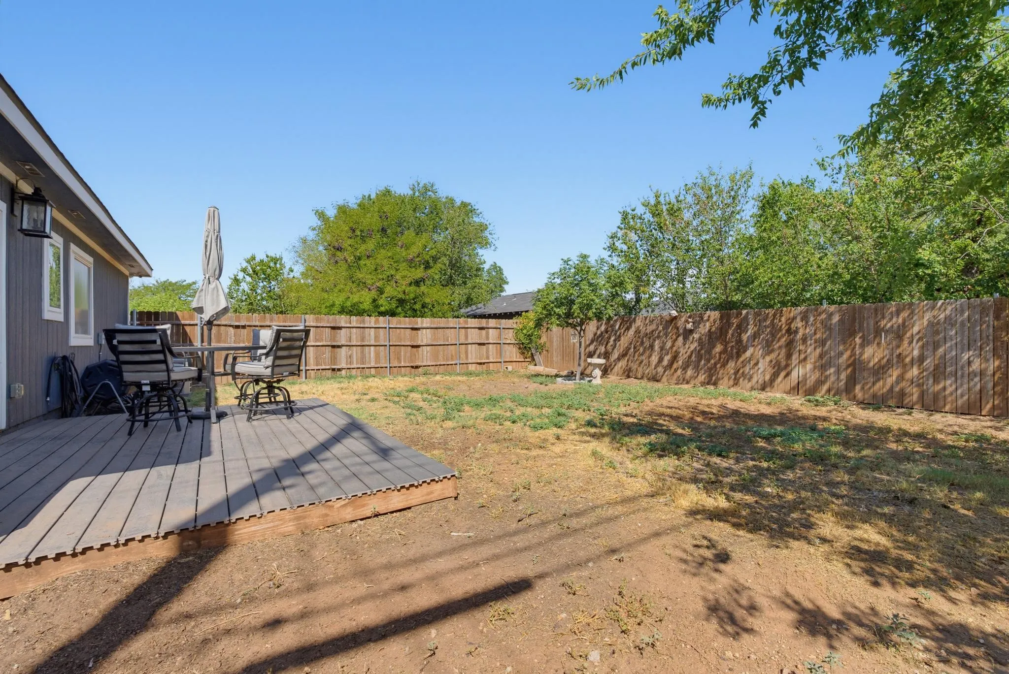Single Family Residence For Sale in Taylor County , 1534 S 8th Street, Abilene, Texas 79602, 3 Bedroom, 2 Bathroom, 2 Garage spaces, 1,485 Sqft, built in 2008, mls#21382656, Real Estate Agent in Abilene, Homes For Sale in Taylor county, Homes For Sale in Abilene, Realtor in Abilene Texas, Real Estate Brokerage Independent Realty Texas, Luminita Cordes Realtor