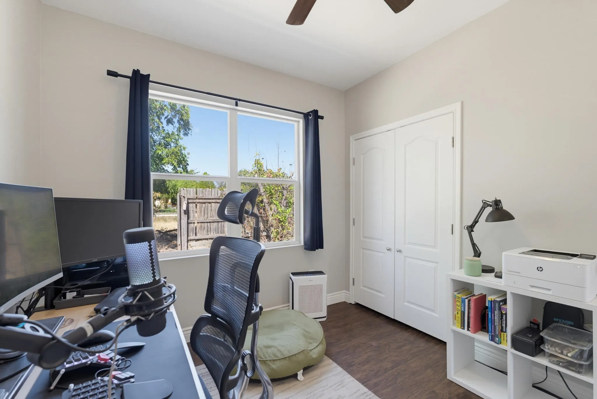 Single Family Residence For Sale in Taylor County , 1534 S 8th Street, Abilene, Texas 79602, 3 Bedroom, 2 Bathroom, 2 Garage spaces, 1,485 Sqft, built in 2008, mls#21382656, Real Estate Agent in Abilene, Homes For Sale in Taylor county, Homes For Sale in Abilene, Realtor in Abilene Texas, Real Estate Brokerage Independent Realty Texas, Luminita Cordes Realtor