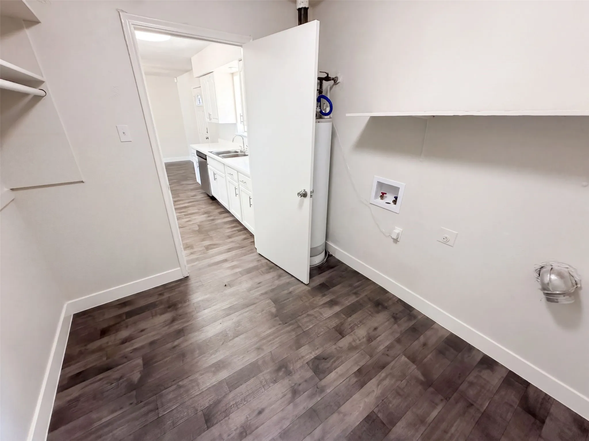 Single Family Residence For Sale in Dallas County , 8540 Foxwood Lane, Dallas, Texas 75217, 3 Bedroom, 2 Bathroom, Garage spaces, 1,620 Sqft, built in 1962, mls#21382657, Real Estate Agent in Dallas, Homes For Sale in Dallas county, Homes For Sale in Dallas, Realtor in Dallas Texas, Real Estate Brokerage Independent Realty Texas, Luminita Cordes Realtor