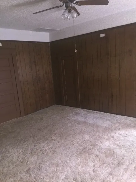Single Family Residence For Rent in Taylor County , 718 Vine Street, Abilene, Texas 79602, 3 Bedroom, 1 Bathroom, Garage spaces, 1,436 Sqft, built in 1928, mls#21382665, Real Estate Agent in Abilene, Homes For Rent in Taylor county, Homes For Rent in Abilene, Realtor in Abilene Texas, Real Estate Brokerage Independent Realty Texas, Luminita Cordes Realtor