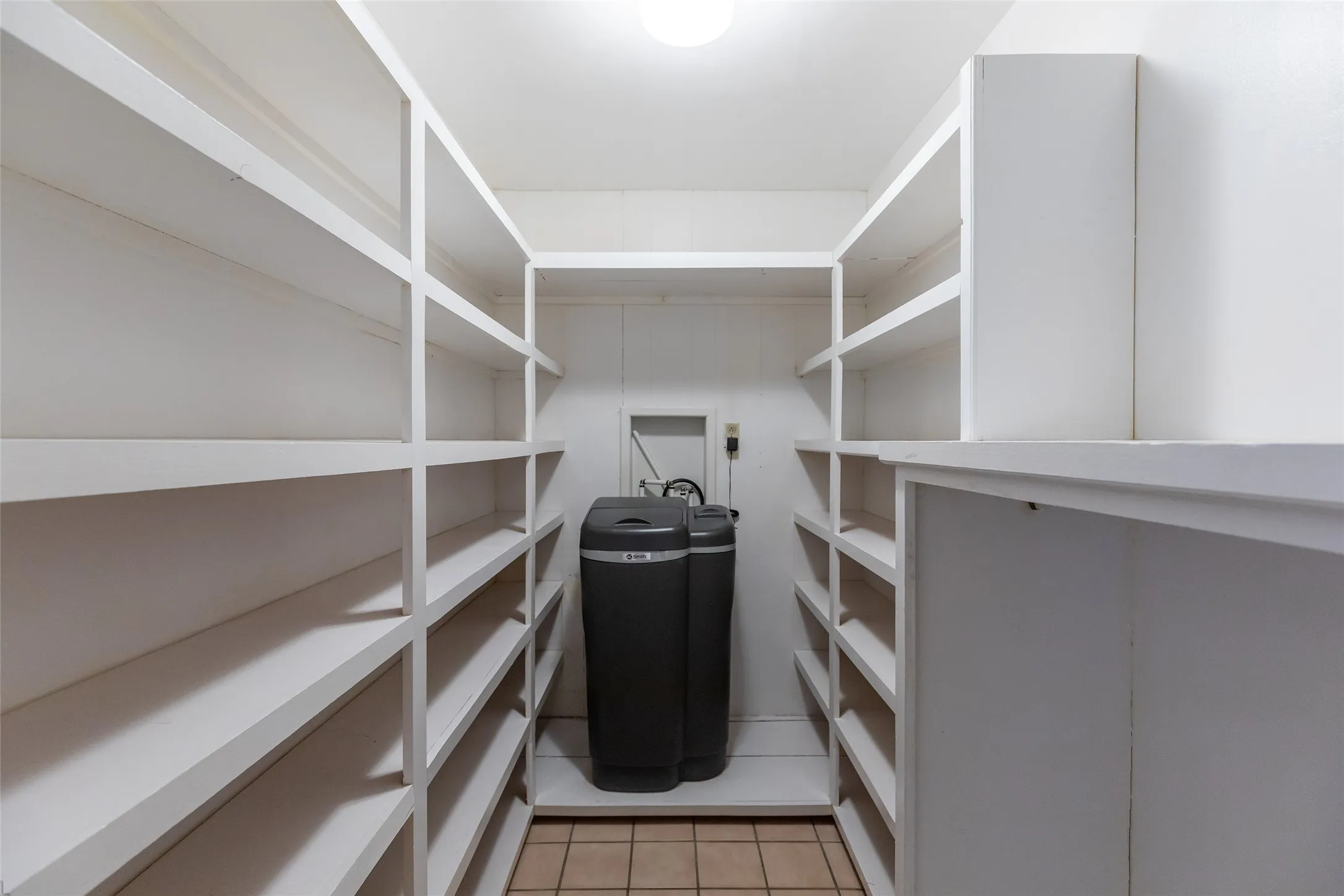 Single Family Residence For Sale in Kent County , 163 Williams Street, Jayton, Texas 79528, 4 Bedroom, 3 Bathroom, Garage spaces, 2,798 Sqft, built in 1965, mls#21324823, Real Estate Agent in Jayton, Homes For Sale in Kent county, Homes For Sale in Jayton, Realtor in Jayton Texas, Real Estate Brokerage Independent Realty Texas, Luminita Cordes Realtor