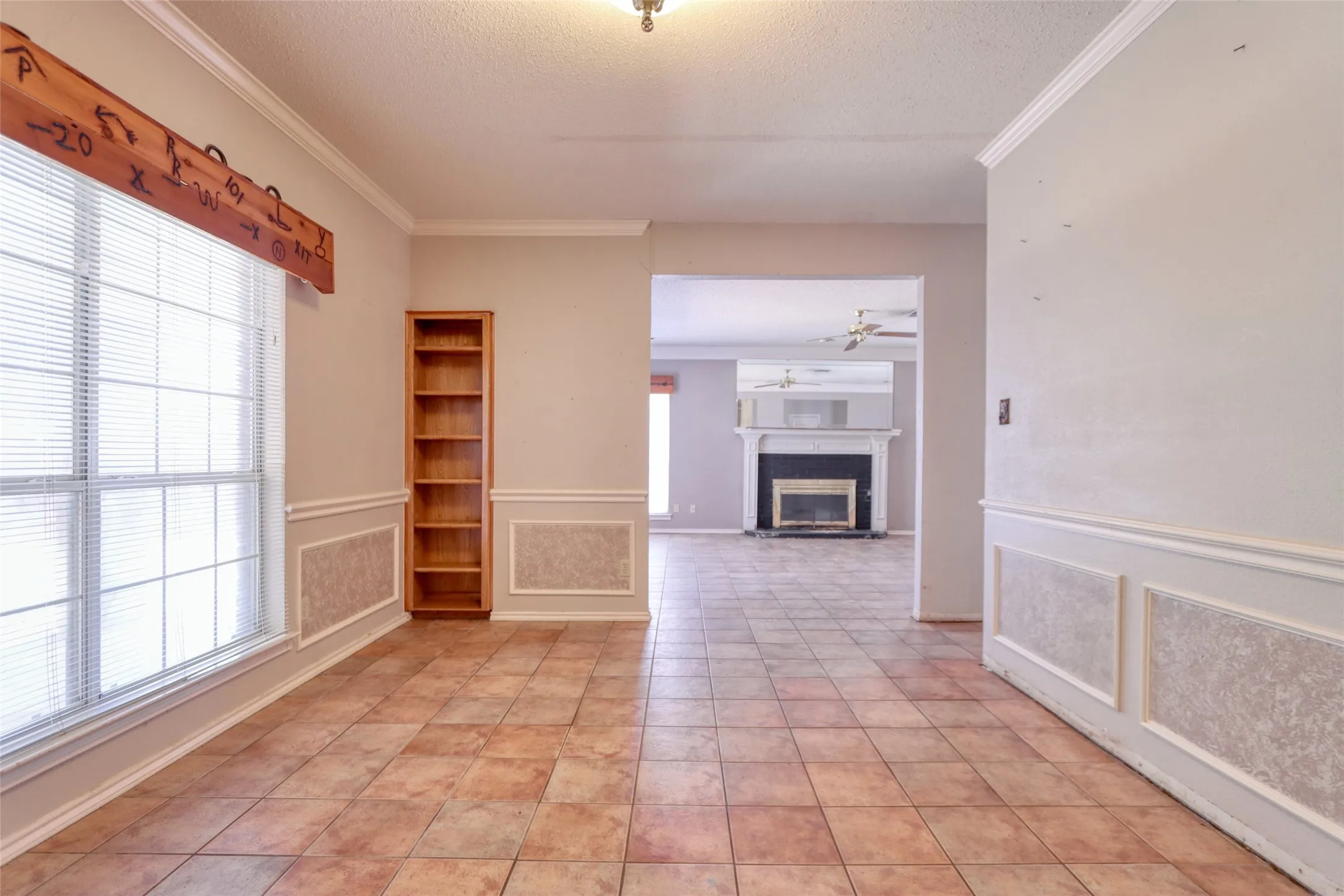 Single Family Residence For Sale in Dallas County , 711 Amesbury Drive, Mesquite, Texas 75150, 5 Bedroom, 4 Bathroom, 2 Garage spaces, 3,388 Sqft, built in 1989, mls#21380252, Real Estate Agent in Mesquite, Homes For Sale in Dallas county, Homes For Sale in Mesquite, Realtor in Mesquite Texas, Real Estate Brokerage Independent Realty Texas, Luminita Cordes Realtor