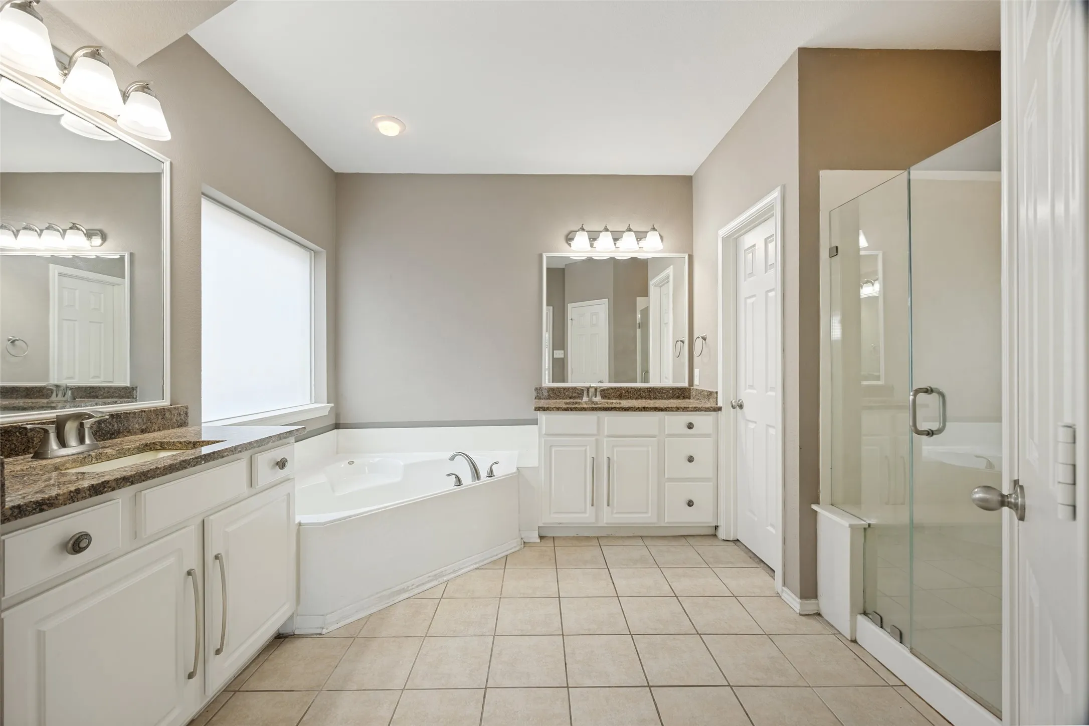 Single Family Residence For Sale in Collin County , 4620 Whitehall Court, Mc Kinney, Texas 75070, 4 Bedroom, 3 Bathroom, 2 Garage spaces, 2,626 Sqft, built in 2002, mls#21380349, Real Estate Agent in Mc Kinney, Homes For Sale in Collin county, Homes For Sale in Mc Kinney, Realtor in Mc Kinney Texas, Real Estate Brokerage Independent Realty Texas, Luminita Cordes Realtor