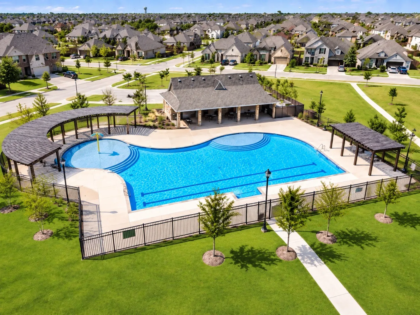 Single Family Residence For Sale in Ellis County , 469 Brushwood Lane, Waxahachie, Texas 75165, 4 Bedroom, 2 Bathroom, 2 Garage spaces, 2,029 Sqft, built in 2021, mls#21382300, Real Estate Agent in Waxahachie, Homes For Sale in Ellis county, Homes For Sale in Waxahachie, Realtor in Waxahachie Texas, Real Estate Brokerage Independent Realty Texas, Luminita Cordes Realtor