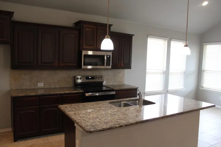 Single Family Residence For Sale in Tarrant County , 11520 Starlight Ranch Trail, Fort Worth, Texas 76052, 4 Bedroom, 2 Bathroom, 2 Garage spaces, 1,807 Sqft, built in 2018, mls#21379304, Real Estate Agent in Fort Worth, Homes For Sale in Tarrant county, Homes For Sale in Fort Worth, Realtor in Fort Worth Texas, Real Estate Brokerage Independent Realty Texas, Luminita Cordes Realtor