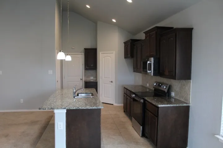 Single Family Residence For Sale in Tarrant County , 11520 Starlight Ranch Trail, Fort Worth, Texas 76052, 4 Bedroom, 2 Bathroom, 2 Garage spaces, 1,807 Sqft, built in 2018, mls#21379304, Real Estate Agent in Fort Worth, Homes For Sale in Tarrant county, Homes For Sale in Fort Worth, Realtor in Fort Worth Texas, Real Estate Brokerage Independent Realty Texas, Luminita Cordes Realtor