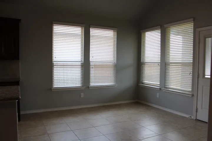 Single Family Residence For Sale in Tarrant County , 11520 Starlight Ranch Trail, Fort Worth, Texas 76052, 4 Bedroom, 2 Bathroom, 2 Garage spaces, 1,807 Sqft, built in 2018, mls#21379304, Real Estate Agent in Fort Worth, Homes For Sale in Tarrant county, Homes For Sale in Fort Worth, Realtor in Fort Worth Texas, Real Estate Brokerage Independent Realty Texas, Luminita Cordes Realtor