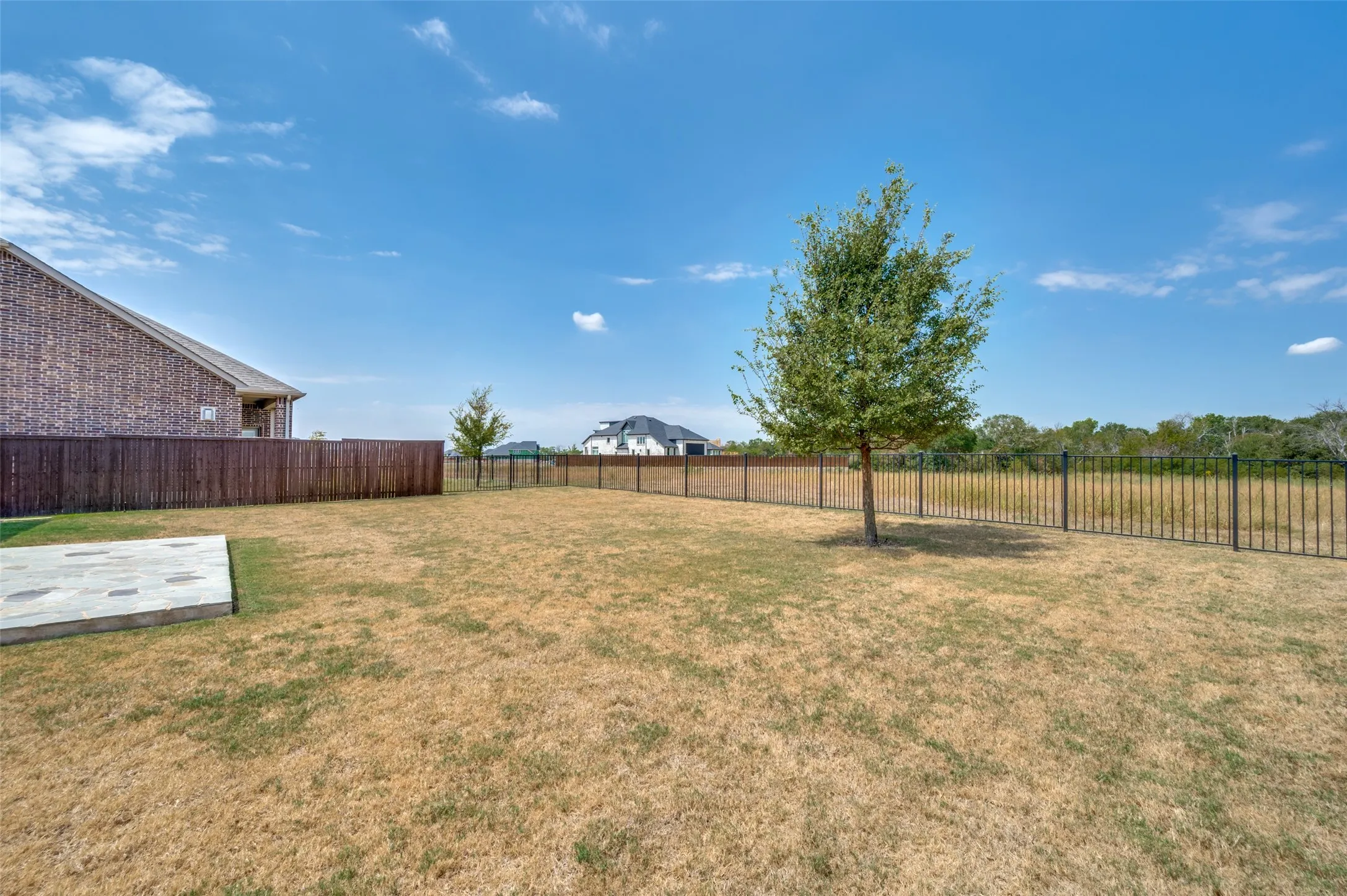 Single Family Residence For Sale in Denton County , 3609 Cimarron River Drive, Celina, Texas 75078, 4 Bedroom, 2 Bathroom, 2 Garage spaces, 2,126 Sqft, built in 2019, mls#21382618, Real Estate Agent in Celina, Homes For Sale in Denton county, Homes For Sale in Celina, Realtor in Celina Texas, Real Estate Brokerage Independent Realty Texas, Luminita Cordes Realtor