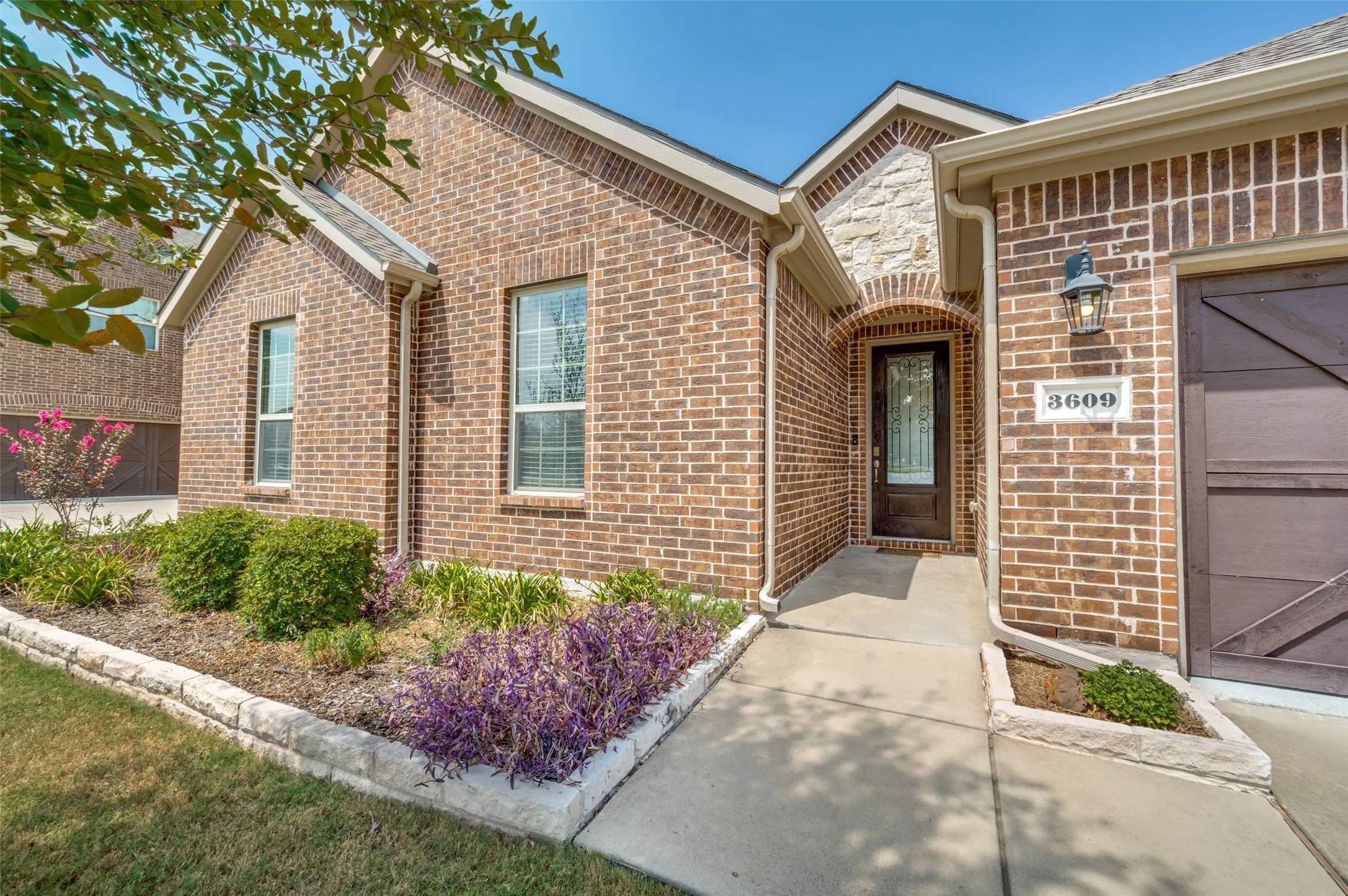 Single Family Residence For Sale in Denton County , 3609 Cimarron River Drive, Celina, Texas 75078, 4 Bedroom, 2 Bathroom, 2 Garage spaces, 2,126 Sqft, built in 2019, mls#21382618, Real Estate Agent in Celina, Homes For Sale in Denton county, Homes For Sale in Celina, Realtor in Celina Texas, Real Estate Brokerage Independent Realty Texas, Luminita Cordes Realtor