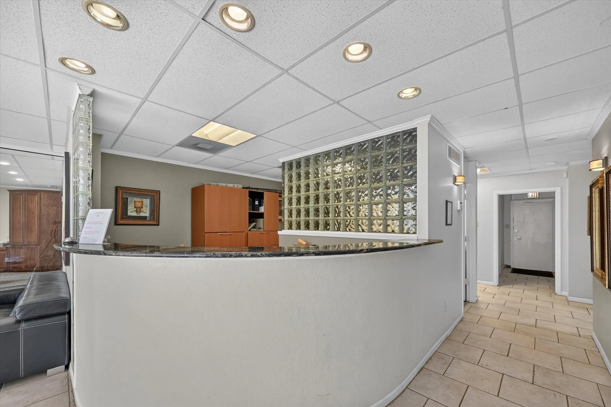 Business For Rent in Dallas County , 329 Centre Street, Dallas, Texas 75208, 0, 0, Garage spaces, 0 Sqft, built in 1962, mls#21382601, Real Estate Agent in Dallas, Homes For Rent in Dallas county, Homes For Rent in Dallas, Realtor in Dallas Texas, Real Estate Brokerage Independent Realty Texas, Luminita Cordes Realtor