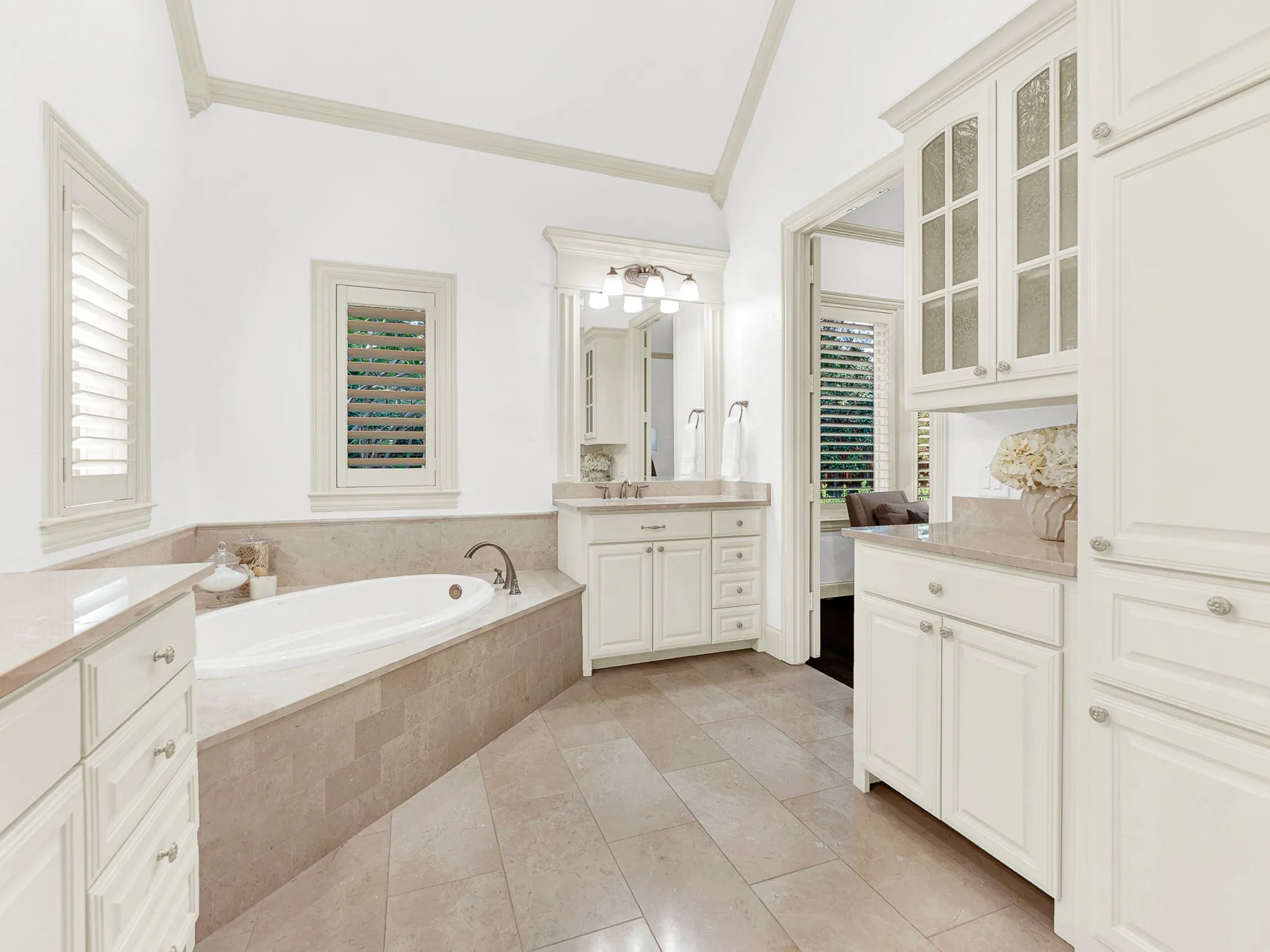 Single Family Residence For Sale in Collin County , 2140 Sutton Place, Plano, Texas 75093, 3 Bedroom, 3 Bathroom, 2 Garage spaces, 3,117 Sqft, built in 1996, mls#21373250, Real Estate Agent in Plano, Homes For Sale in Collin county, Homes For Sale in Plano, Realtor in Plano Texas, Real Estate Brokerage Independent Realty Texas, Luminita Cordes Realtor
