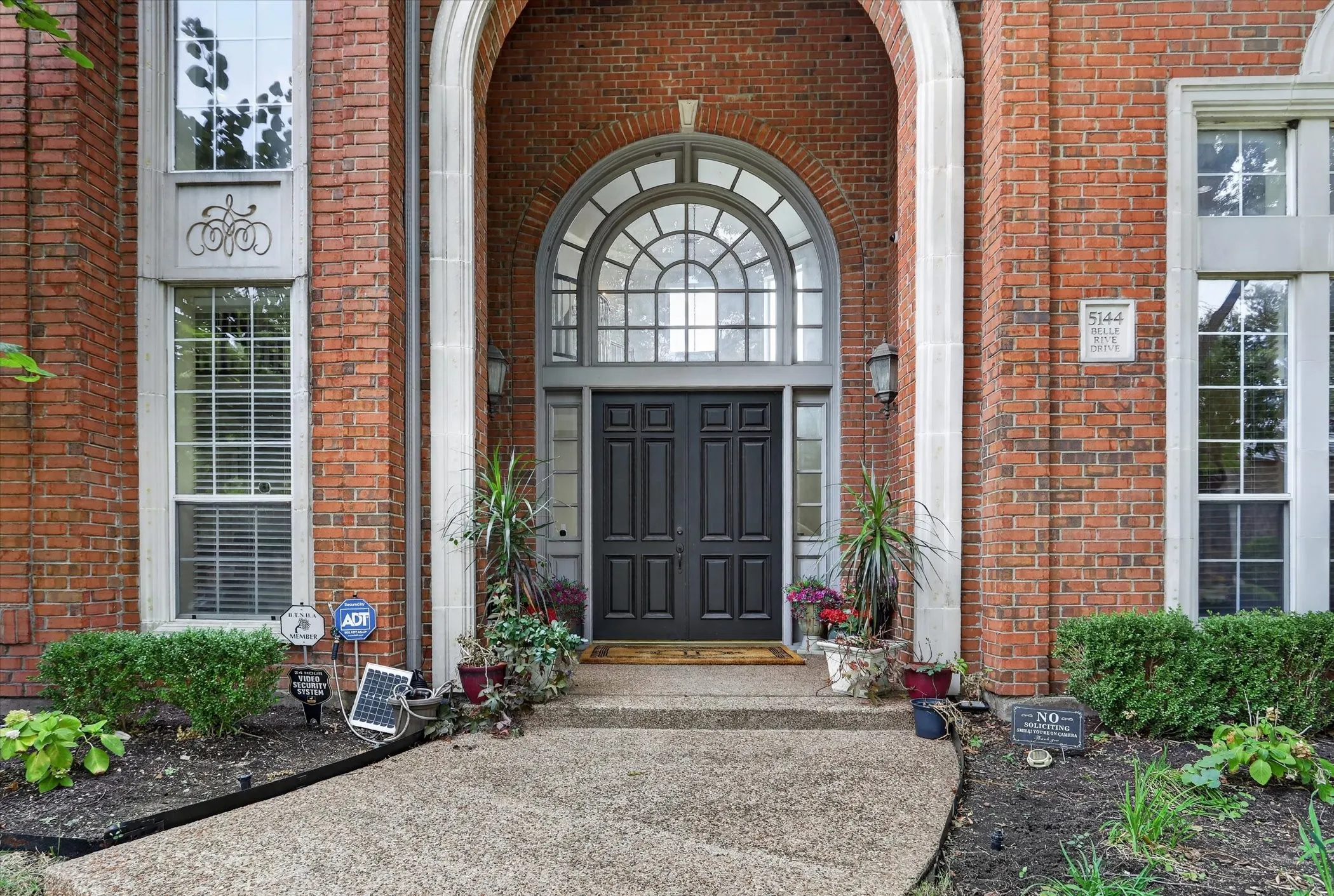 Single Family Residence For Sale in Collin County , 5144 Bellerive Drive, Dallas, Texas 75287, 4 Bedroom, 5 Bathroom, 3 Garage spaces, 4,369 Sqft, built in 1990, mls#21382682, Real Estate Agent in Dallas, Homes For Sale in Collin county, Homes For Sale in Dallas, Realtor in Dallas Texas, Real Estate Brokerage Independent Realty Texas, Luminita Cordes Realtor